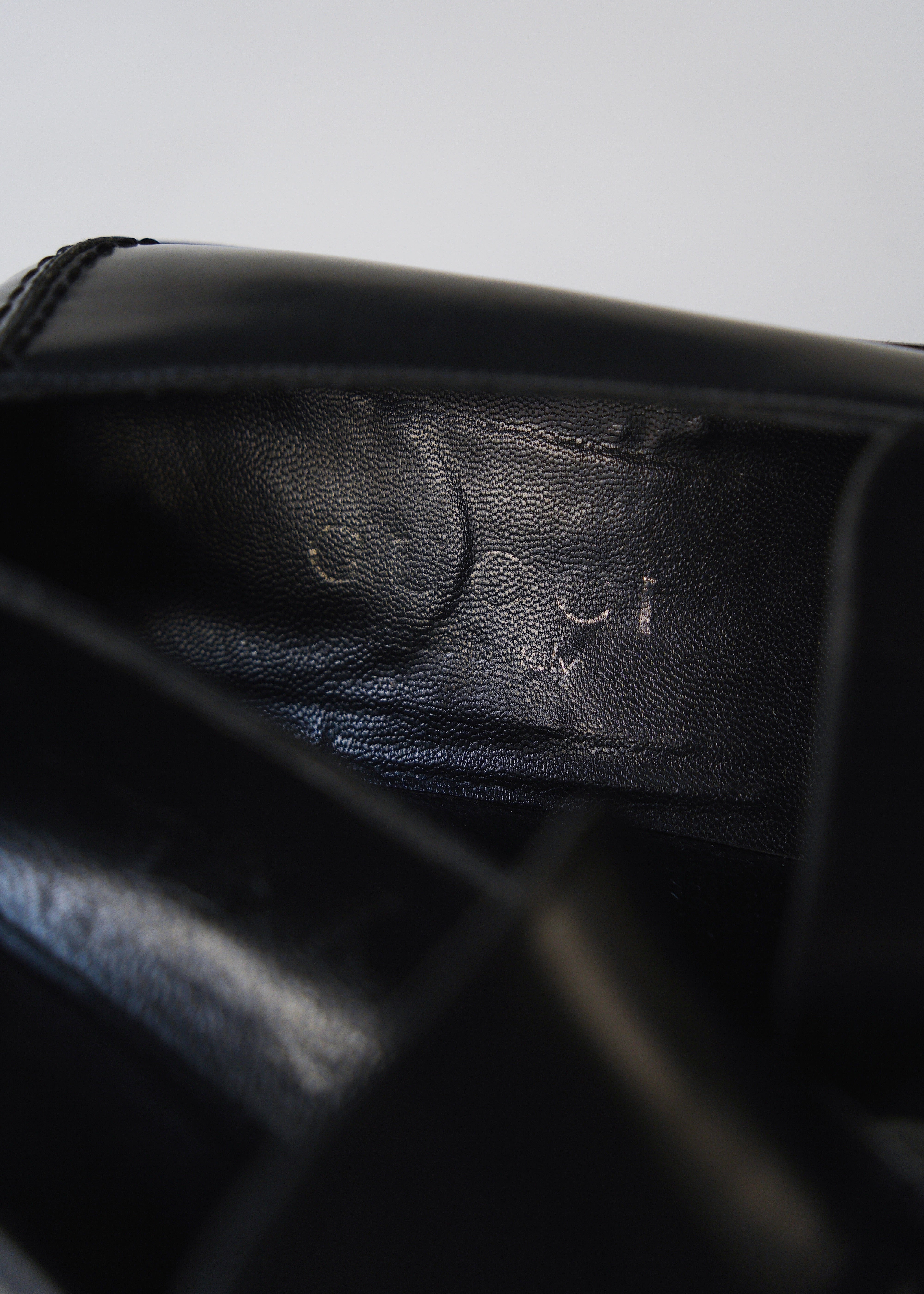 00's GUCCI square toe leather loafer