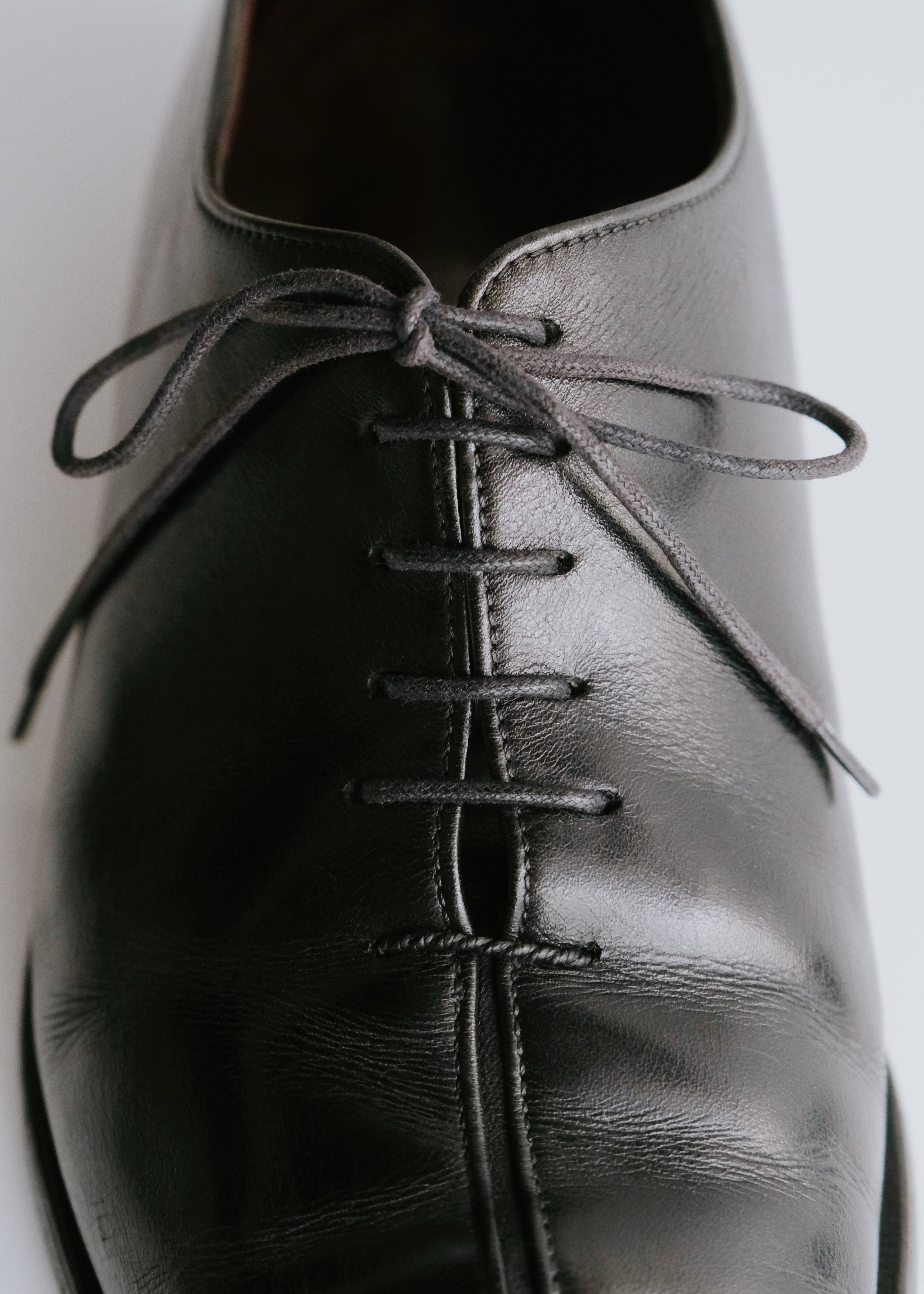 BOTTEGA VENETA center seam leather shoes