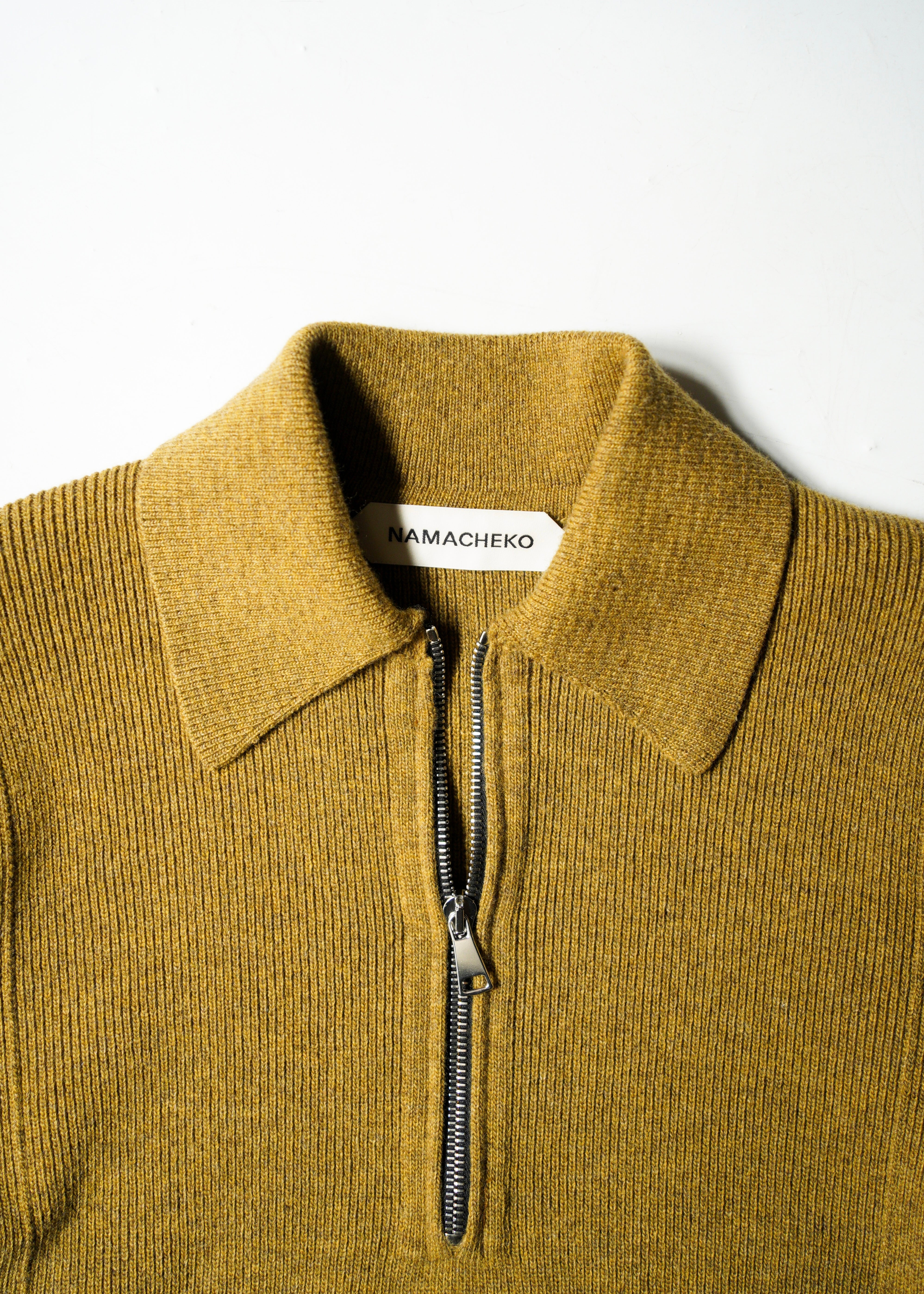 NAMACHEKO 26AW MABEL POLO / OLIVE OIL