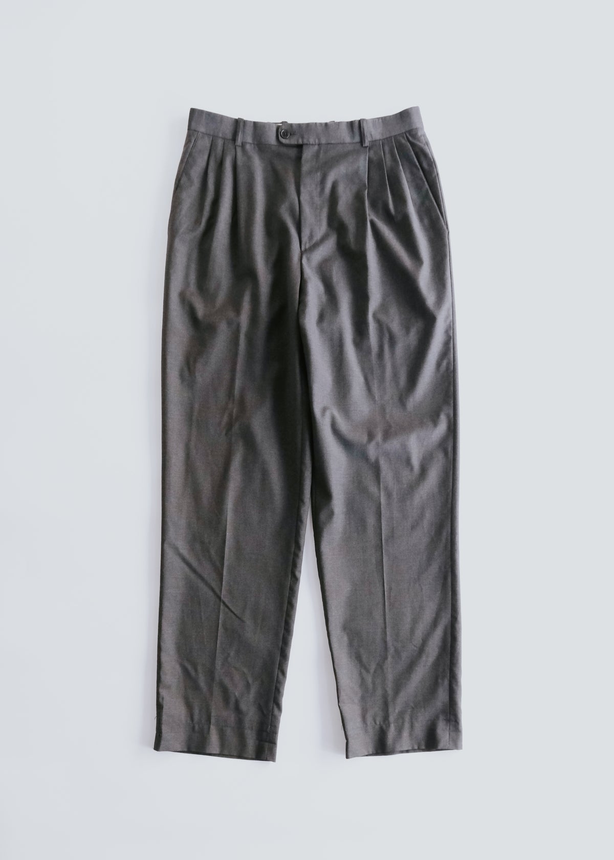 90-00's malla sadi by Loro piana TASMANIAN Super 100's wool three tucked relaxing tapered slacks