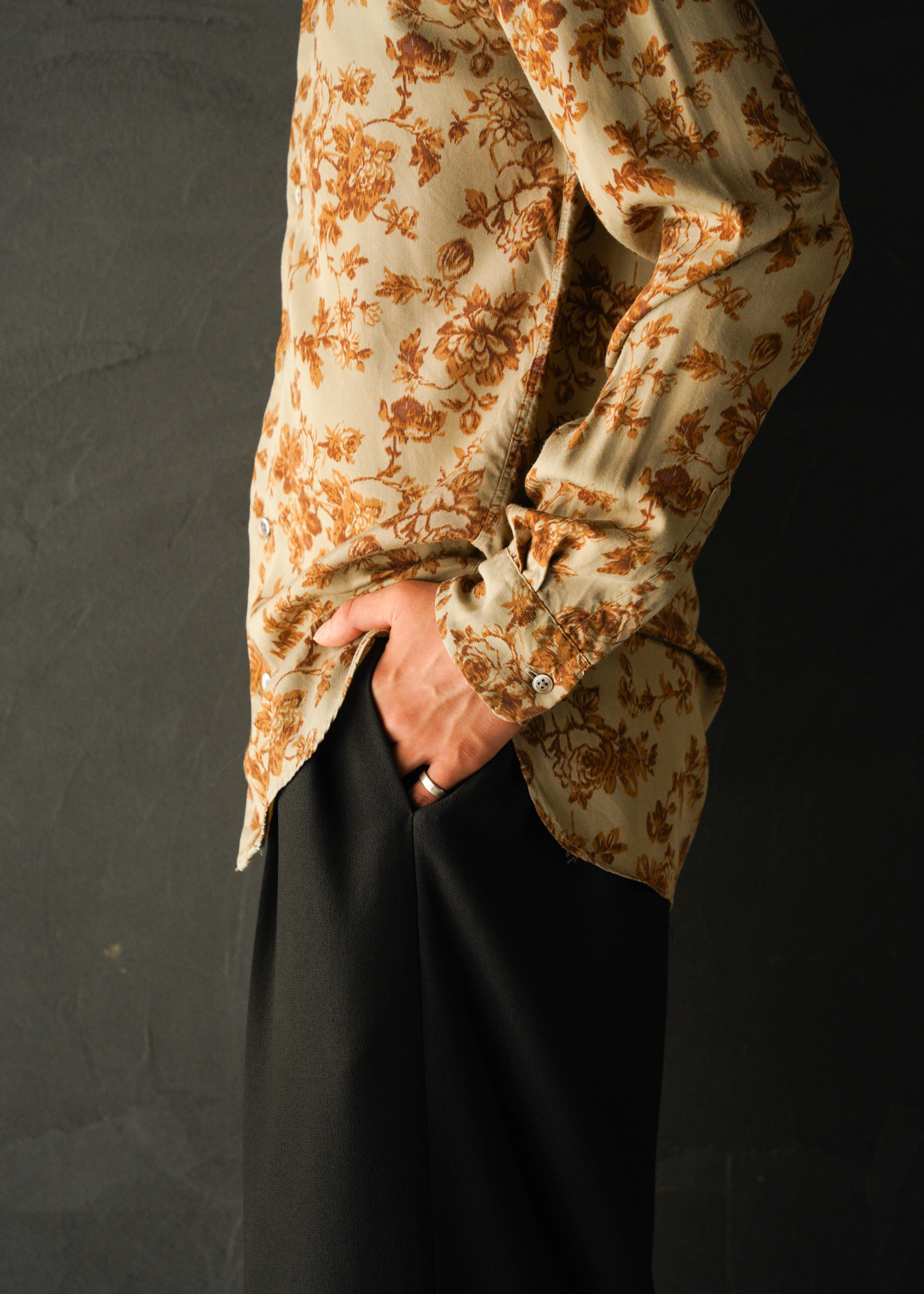 90-00’s So by alxander van slobe flower pattern shirt