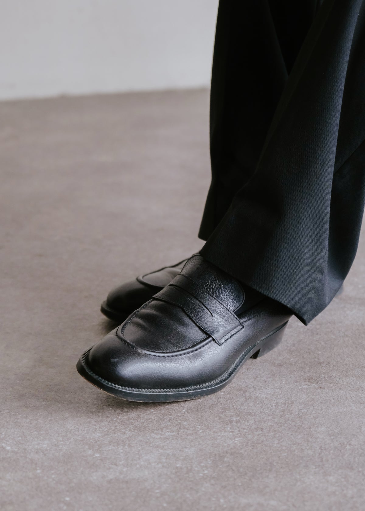 90-00's GIORGIO ARMANI round toe leather penny loafers