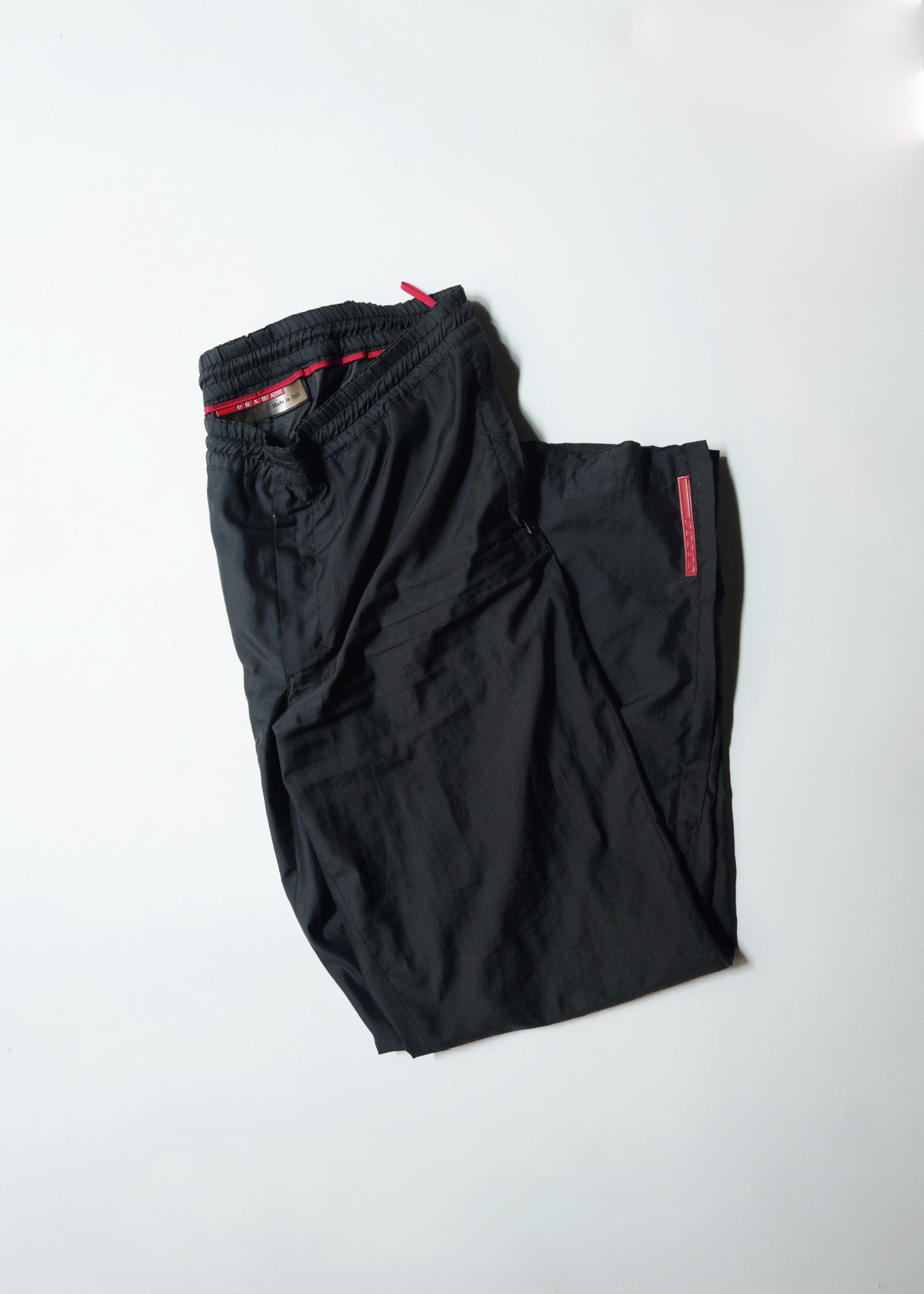 PRADA SPORT プラダスポーツ Linea Rossa リネアロッサ 00年代 サイドジップ トラウザー パンツ 古着 アーカイブ ヴィンテージ メンズ
