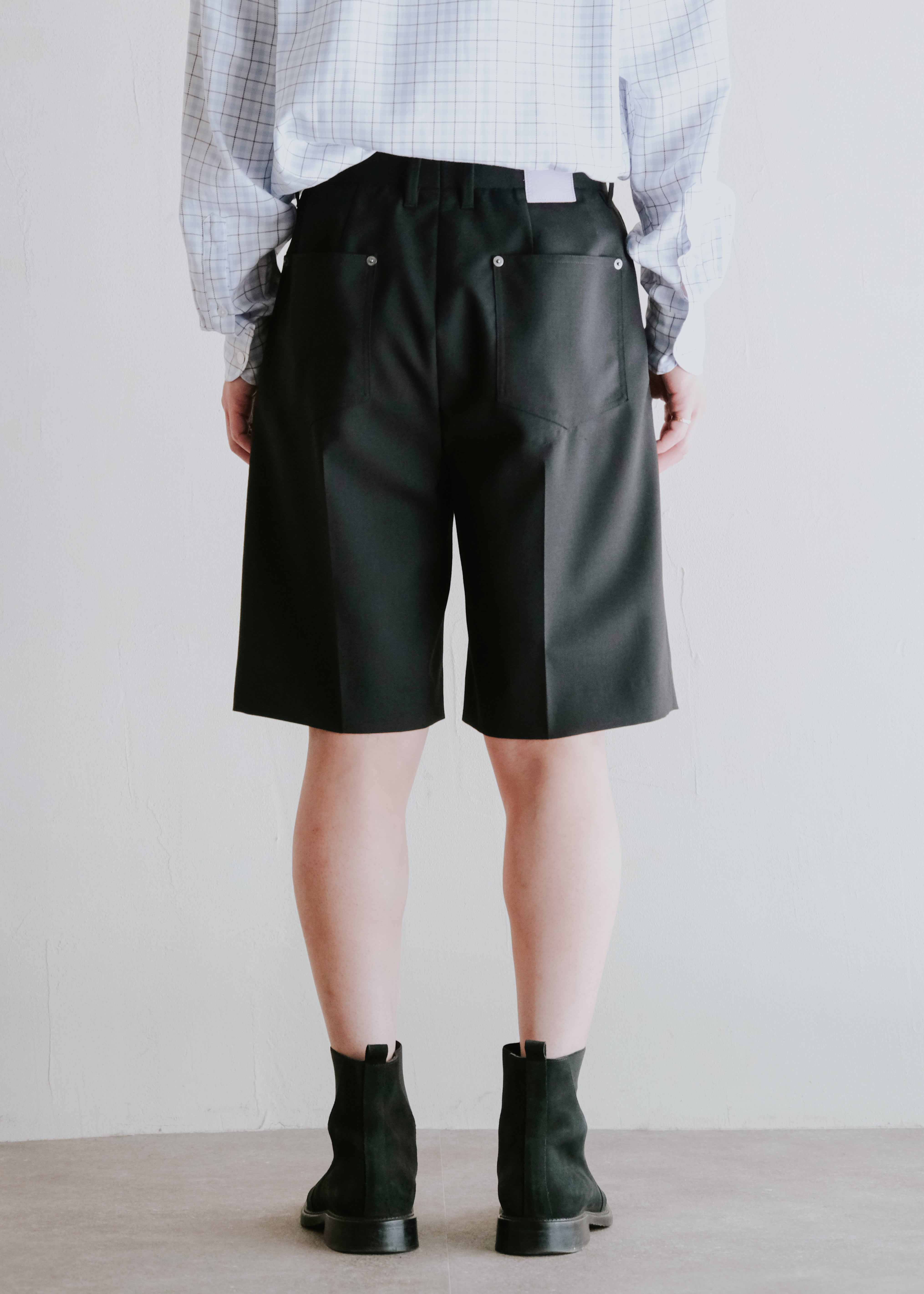 SASAKI SATORU 26SS single tuck straight shorts / Black