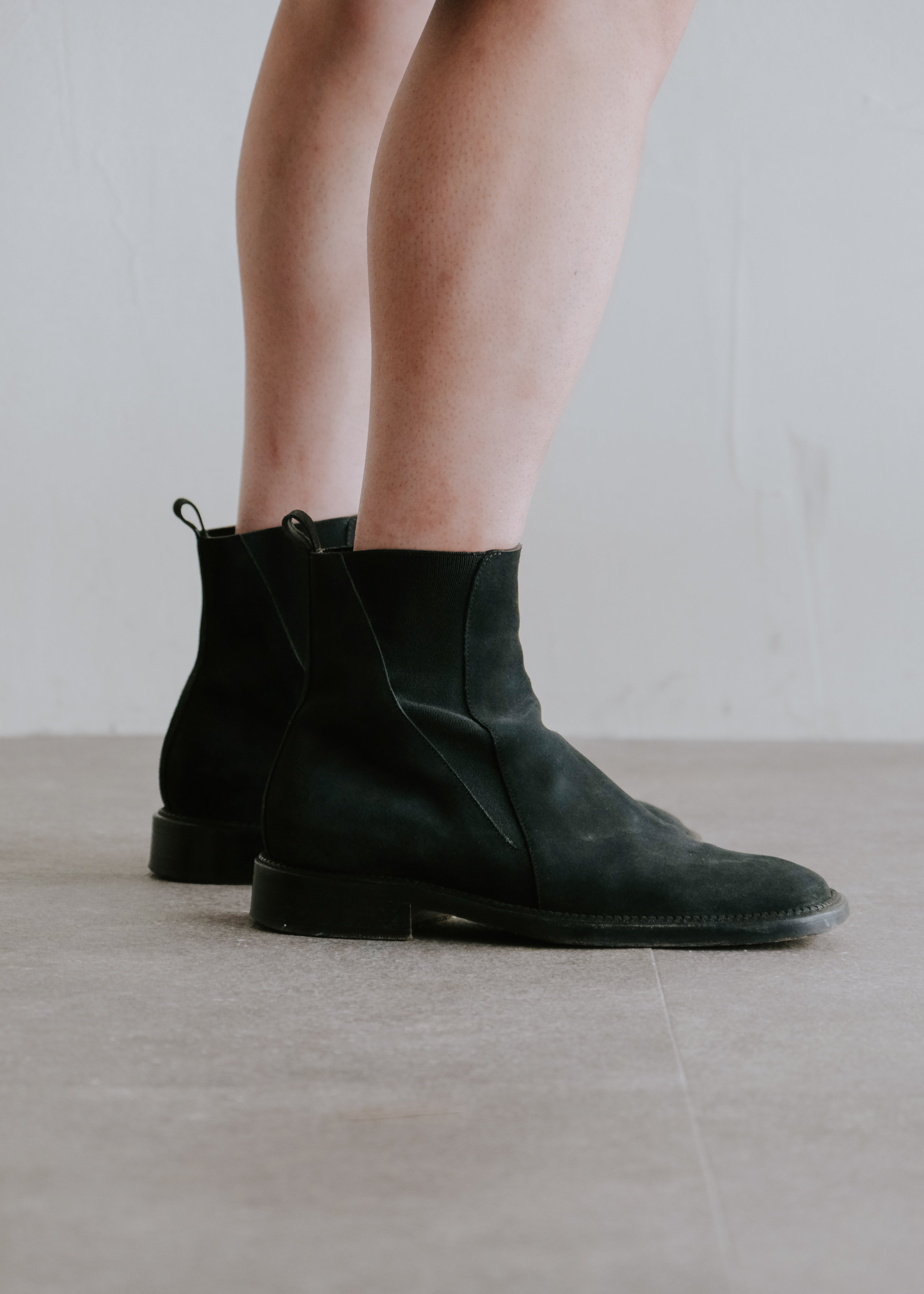 00'a CoSTUME NATIONAL HOMME suede leather square toe side gore boots