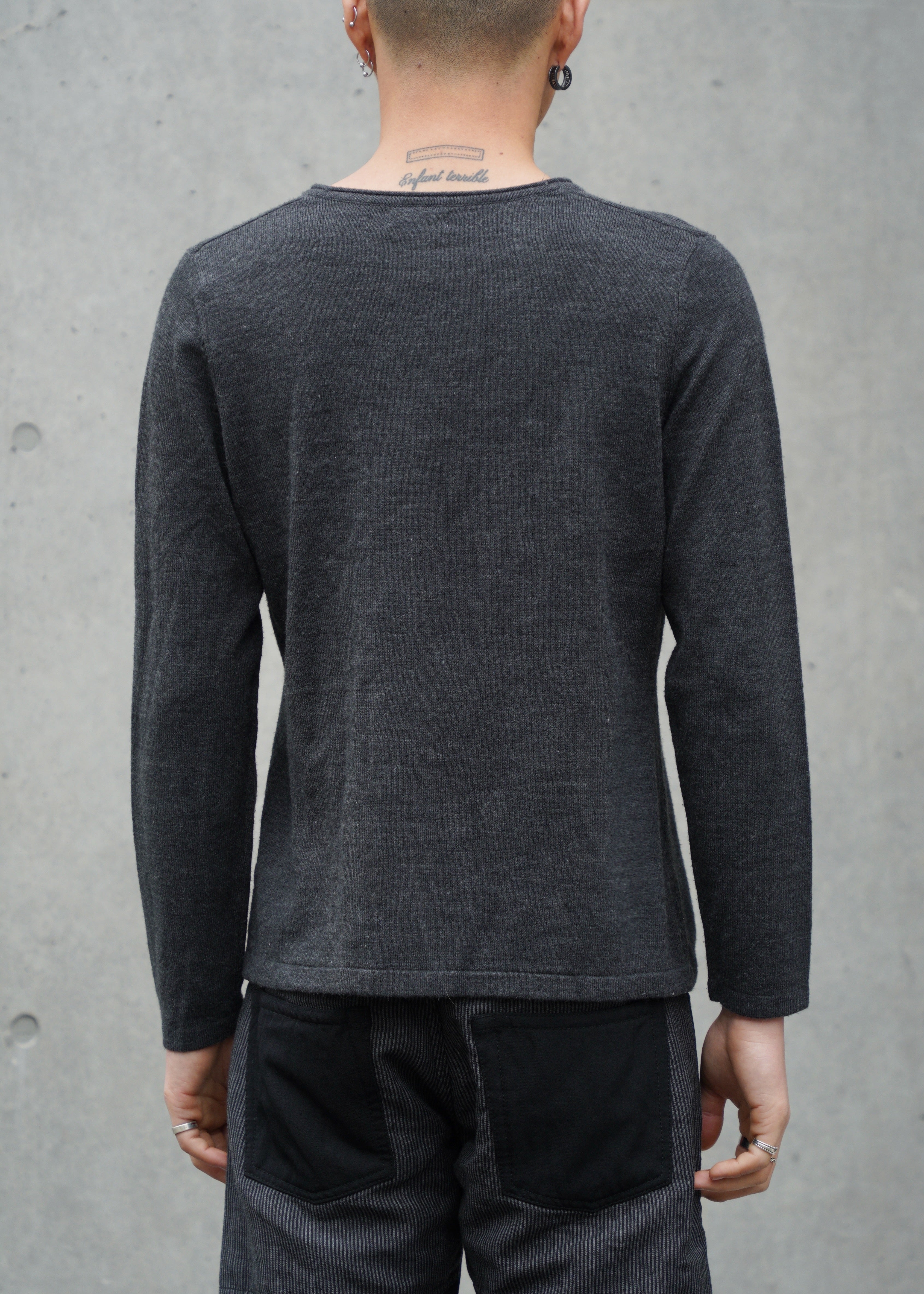 v neck argyle knit
