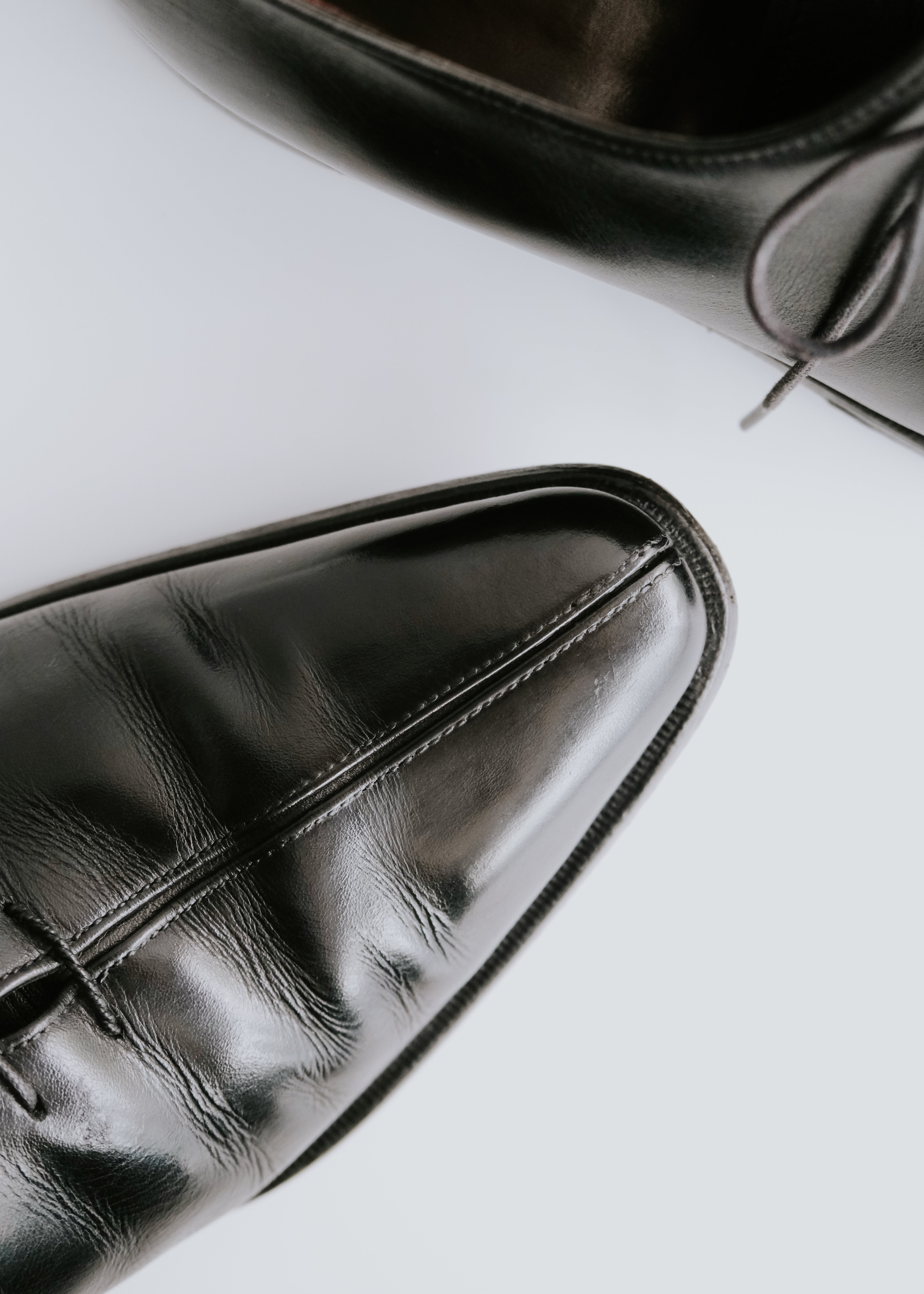 BOTTEGA VENETA center seam leather shoes