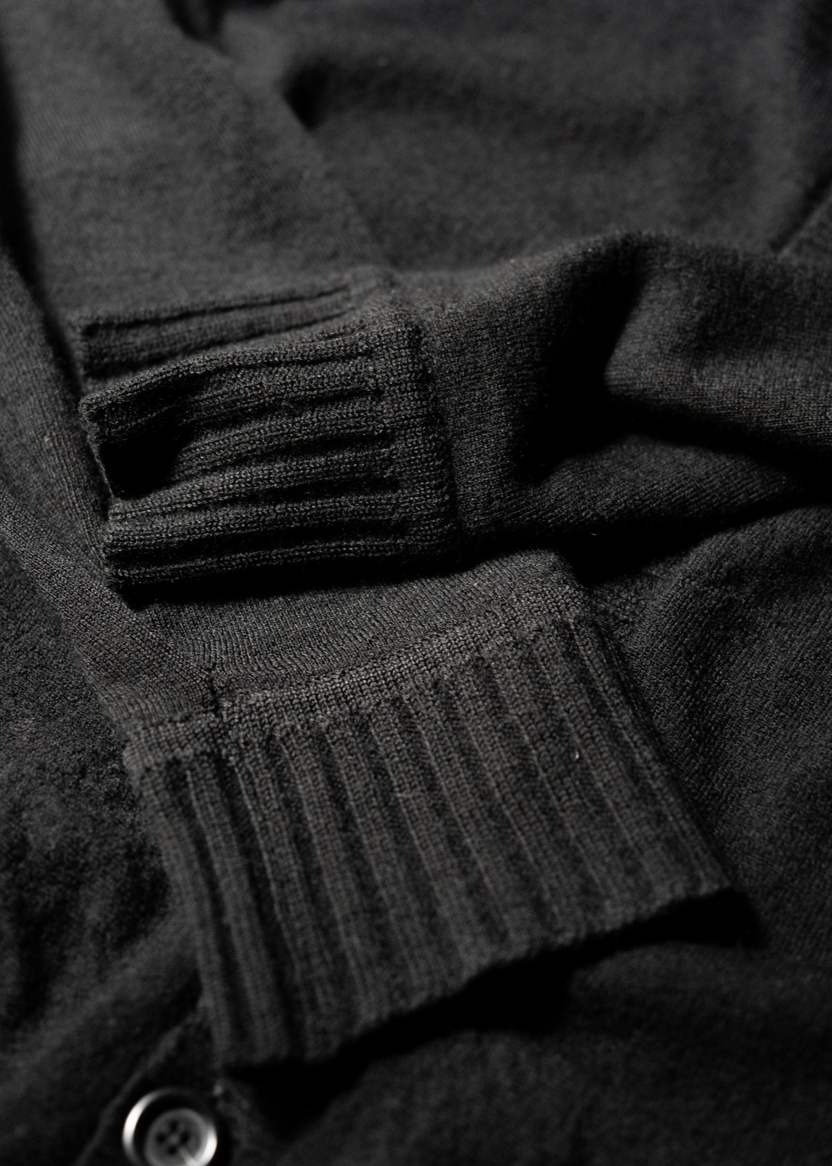 90-00’s DRIES VAN NOTEN button front wool cardigan