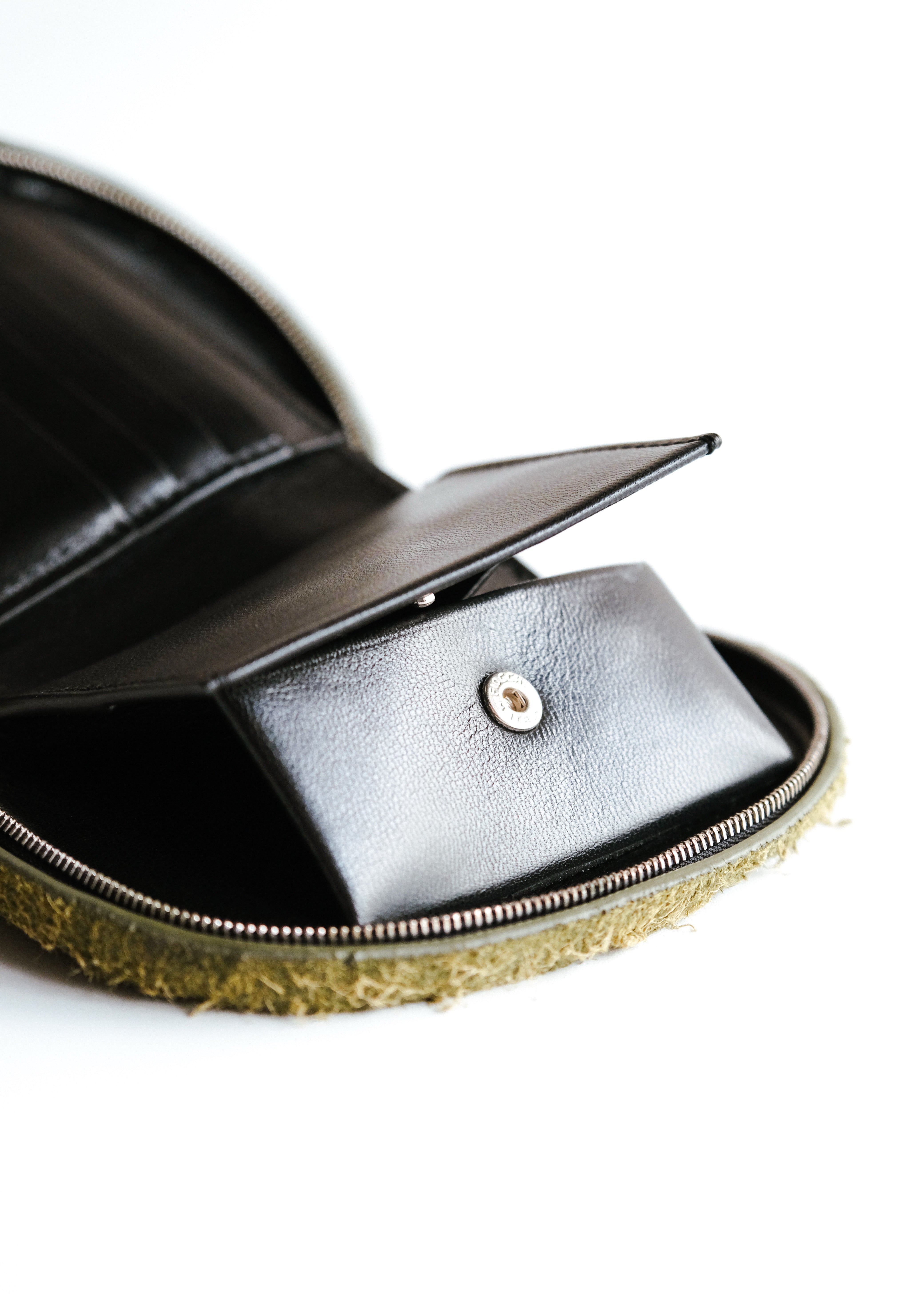 beta post molded harf wallet 530 Moss メンズ