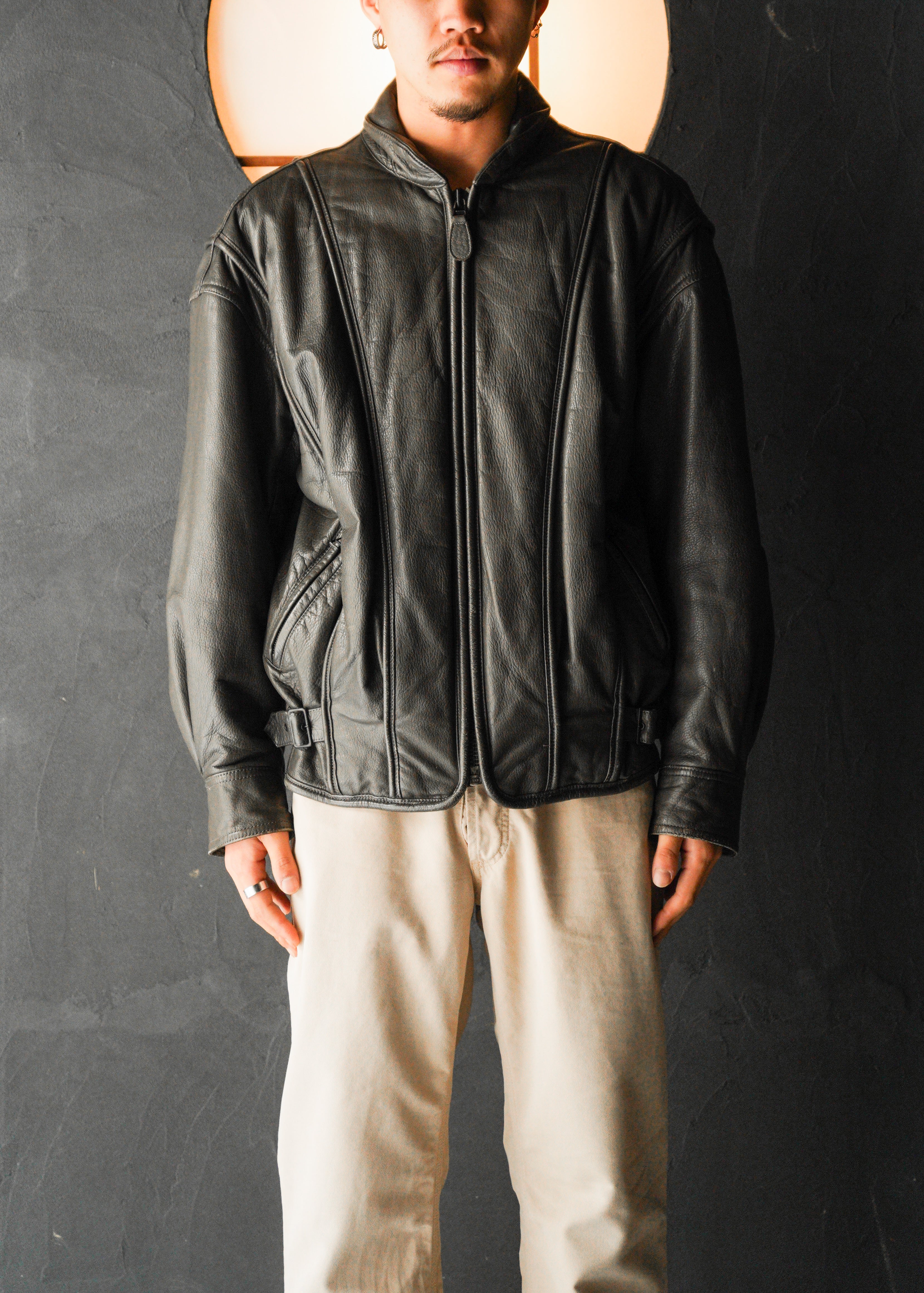 ISSEY MIYAKE 82AWzip up cow leather jacket