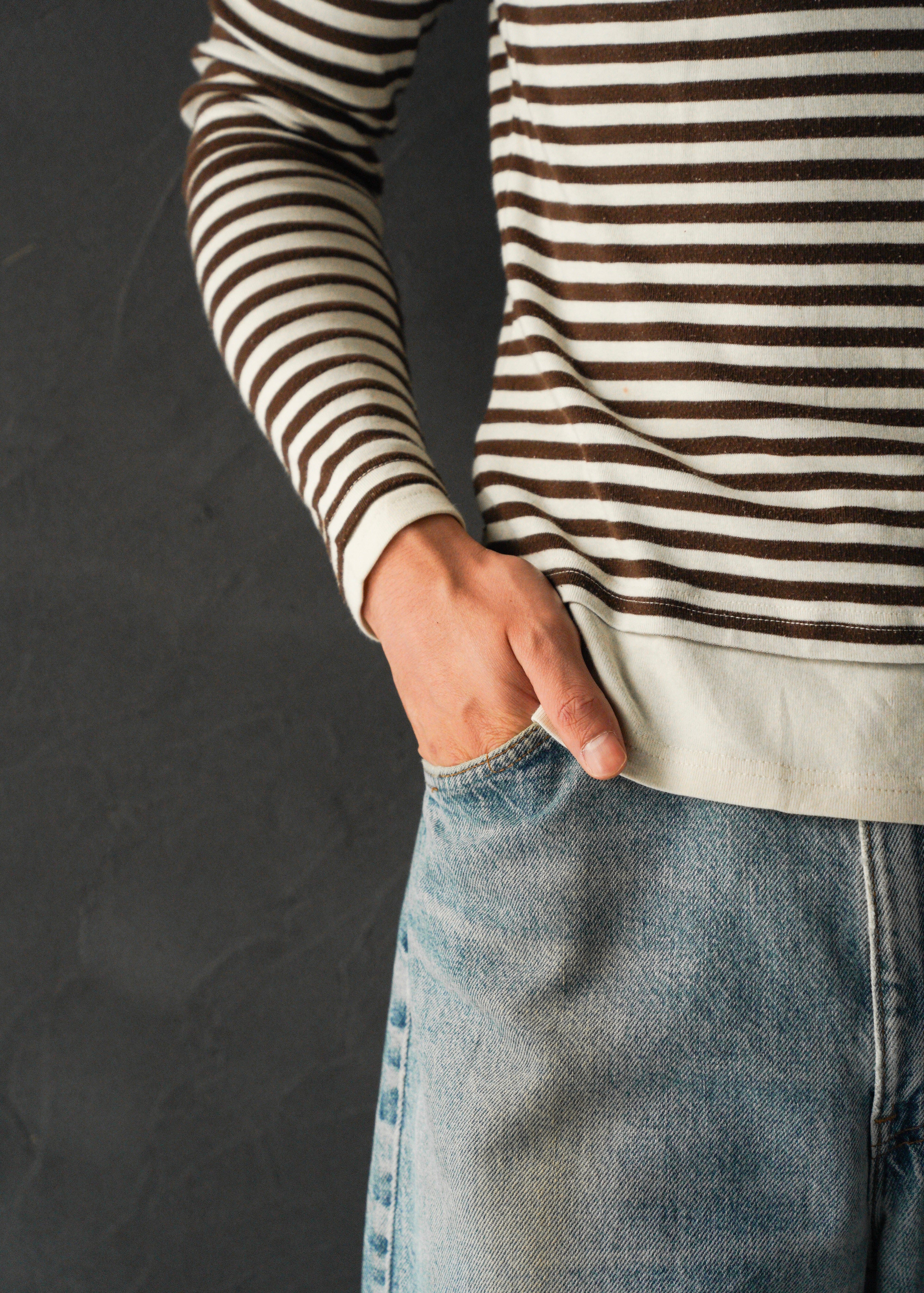 Round neck border long sleeve T-Shirt