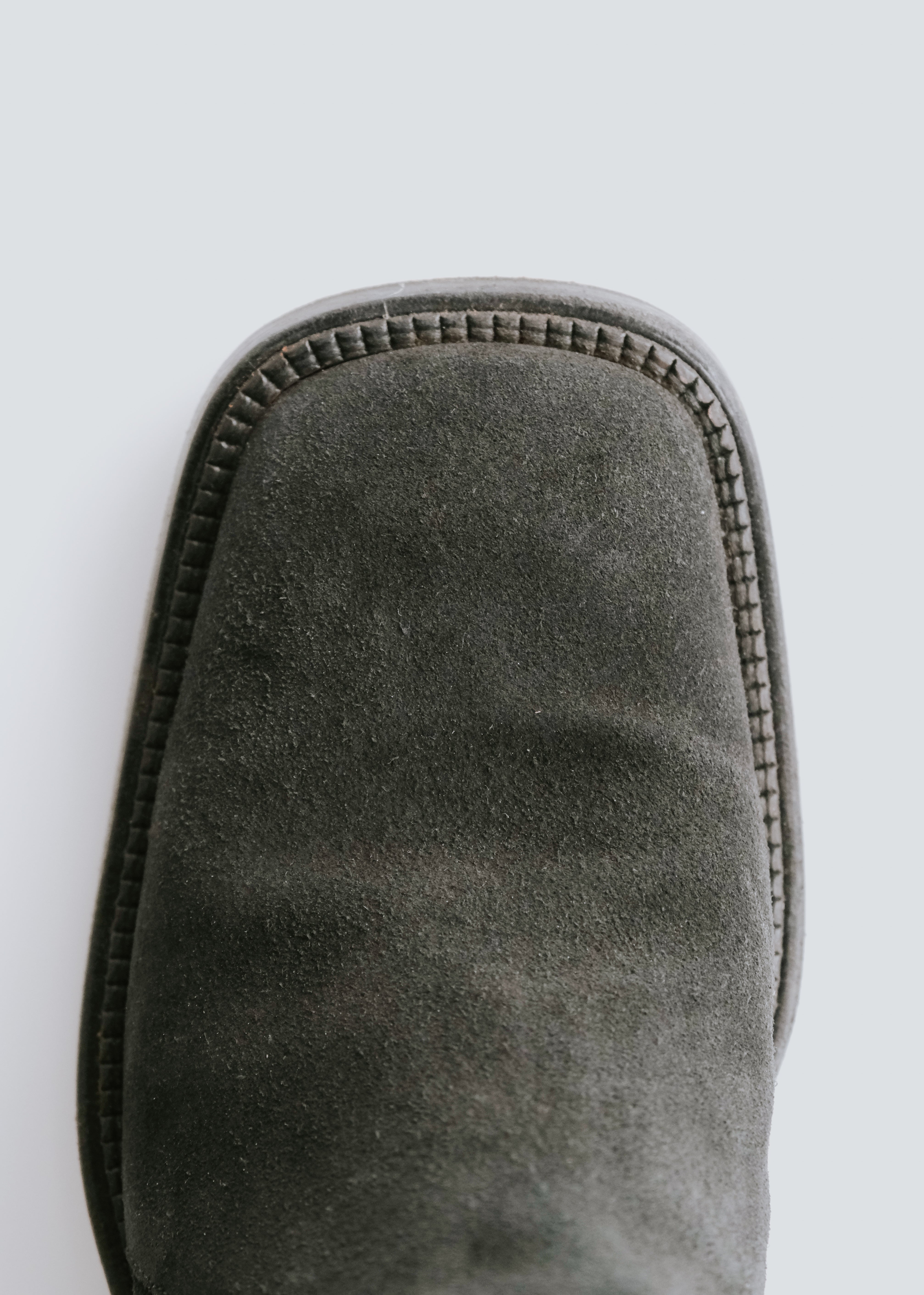 00'a CoSTUME NATIONAL HOMME suede leather square toe side gore boots