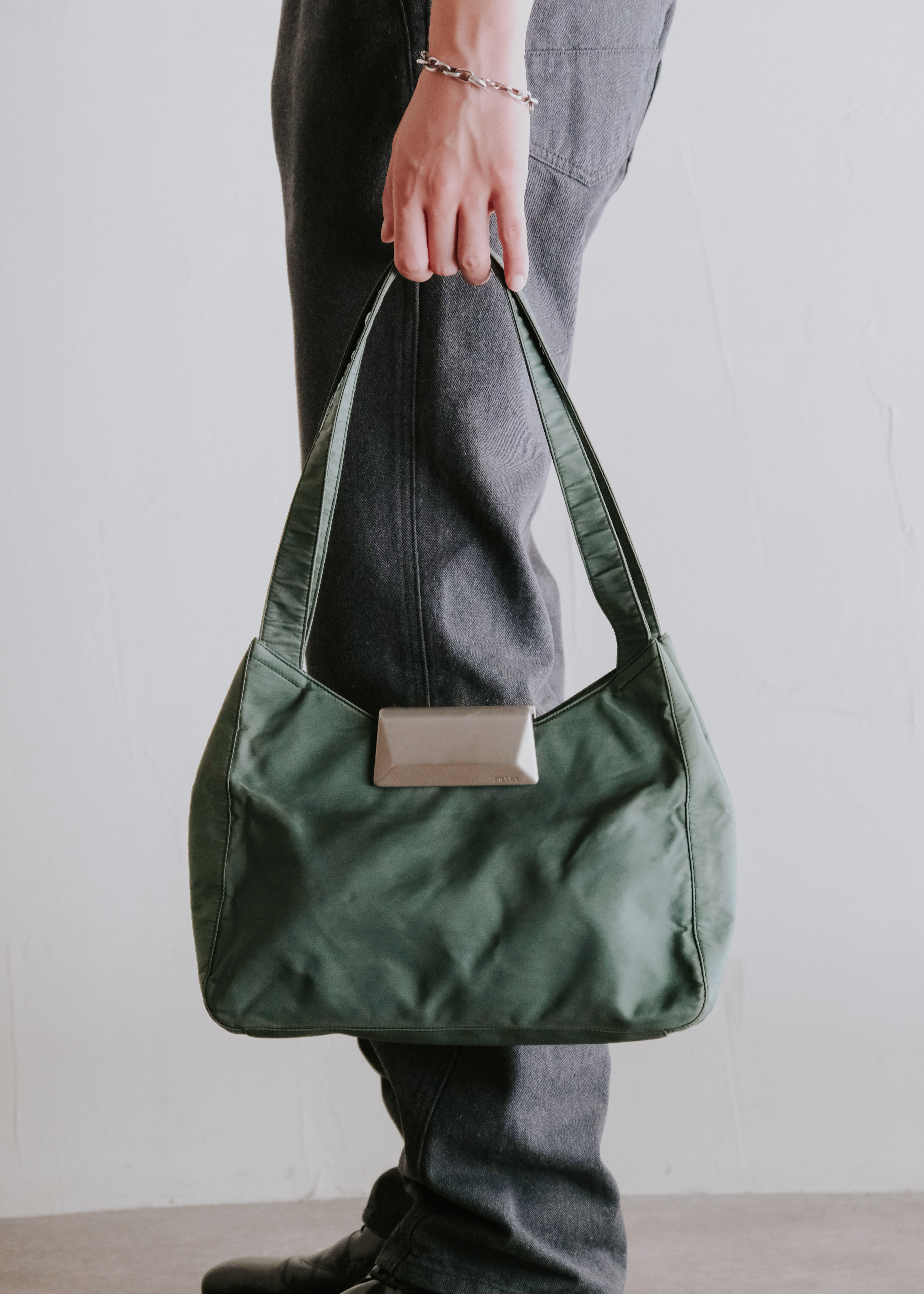 PRADA 97AW metal clasp nylon hand bag