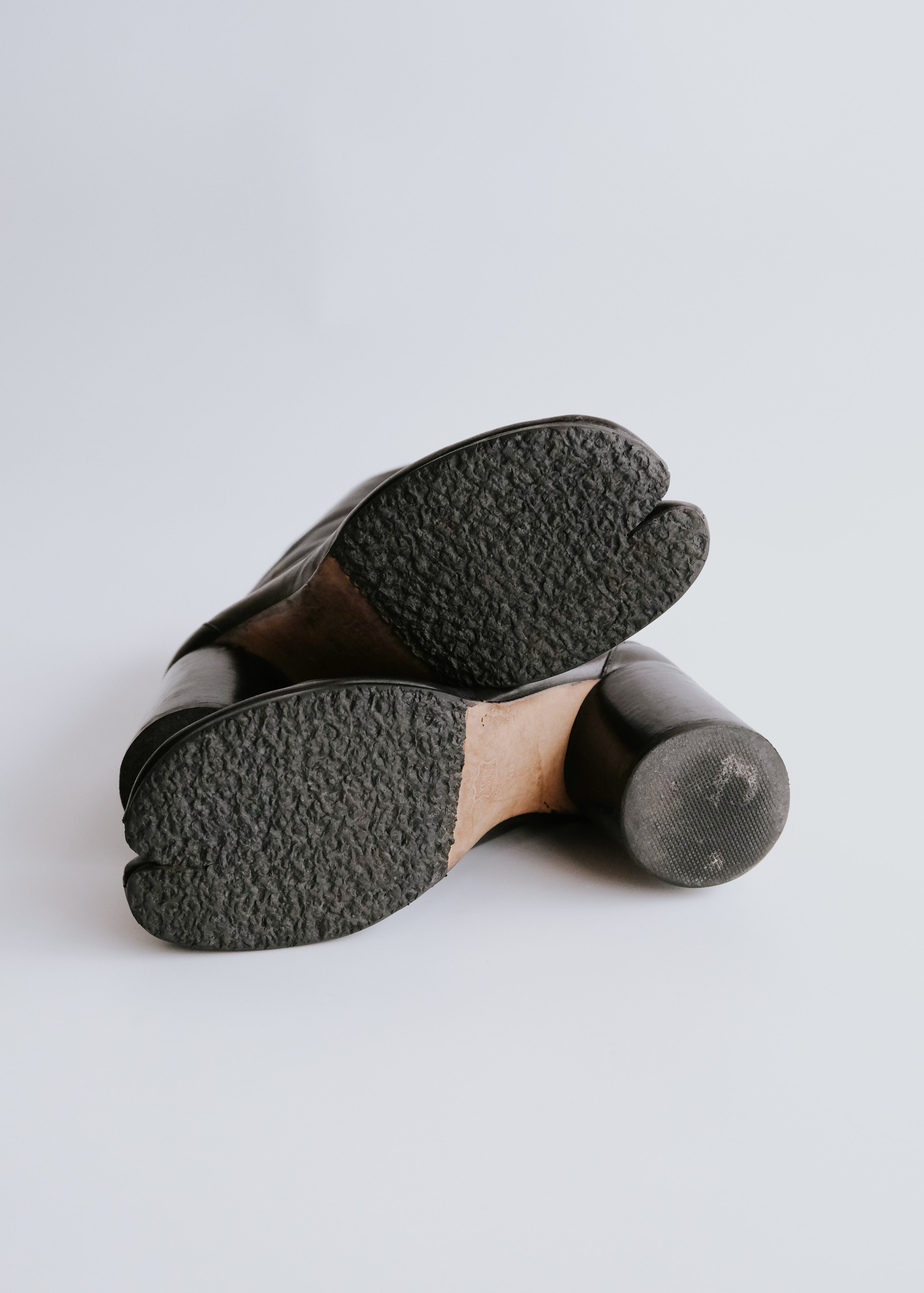 Martin Margiela 99AW tabi boots
