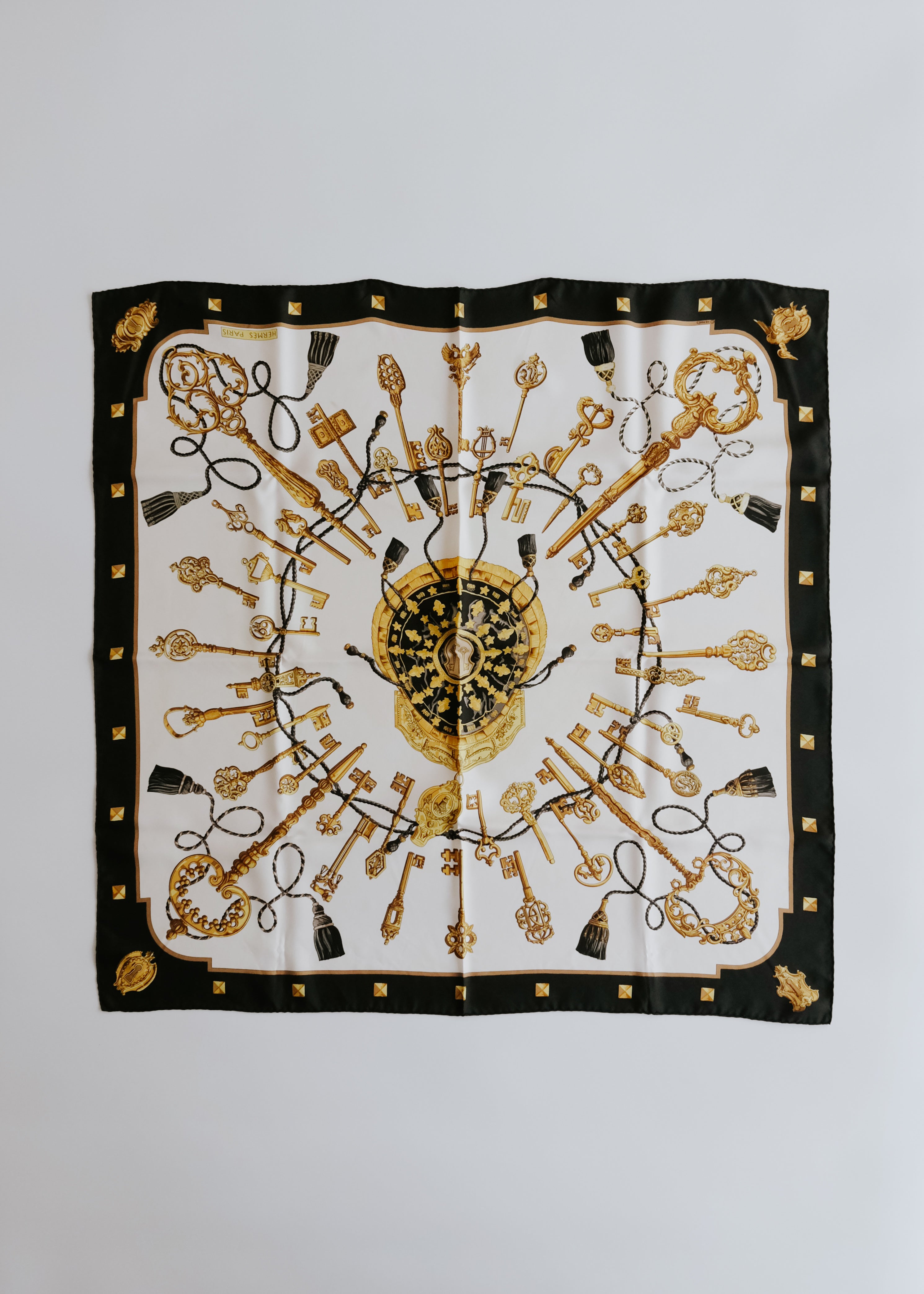 90-00's HERMÈS key pattern silk scarf