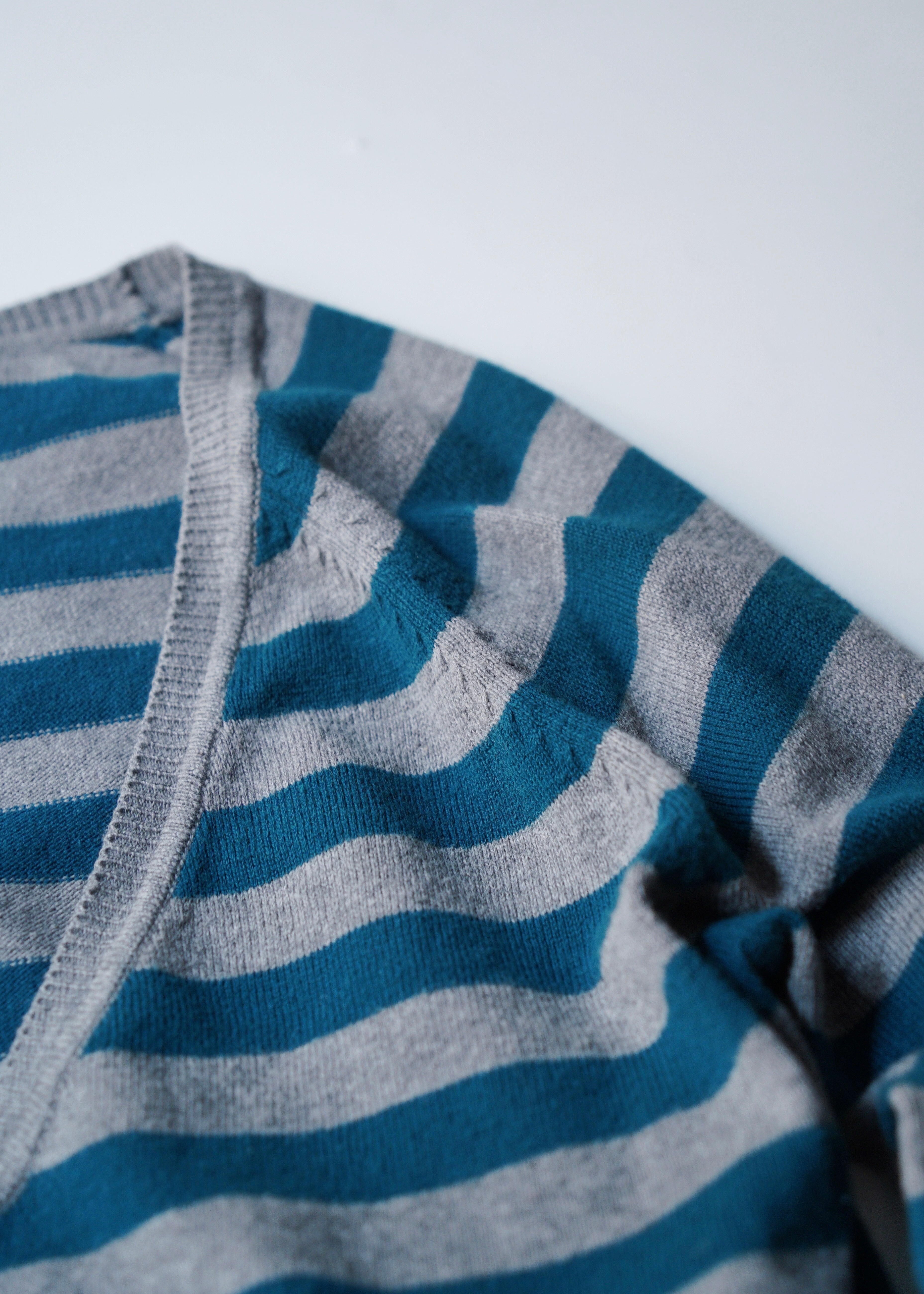 Retro striped v-neck cardigan