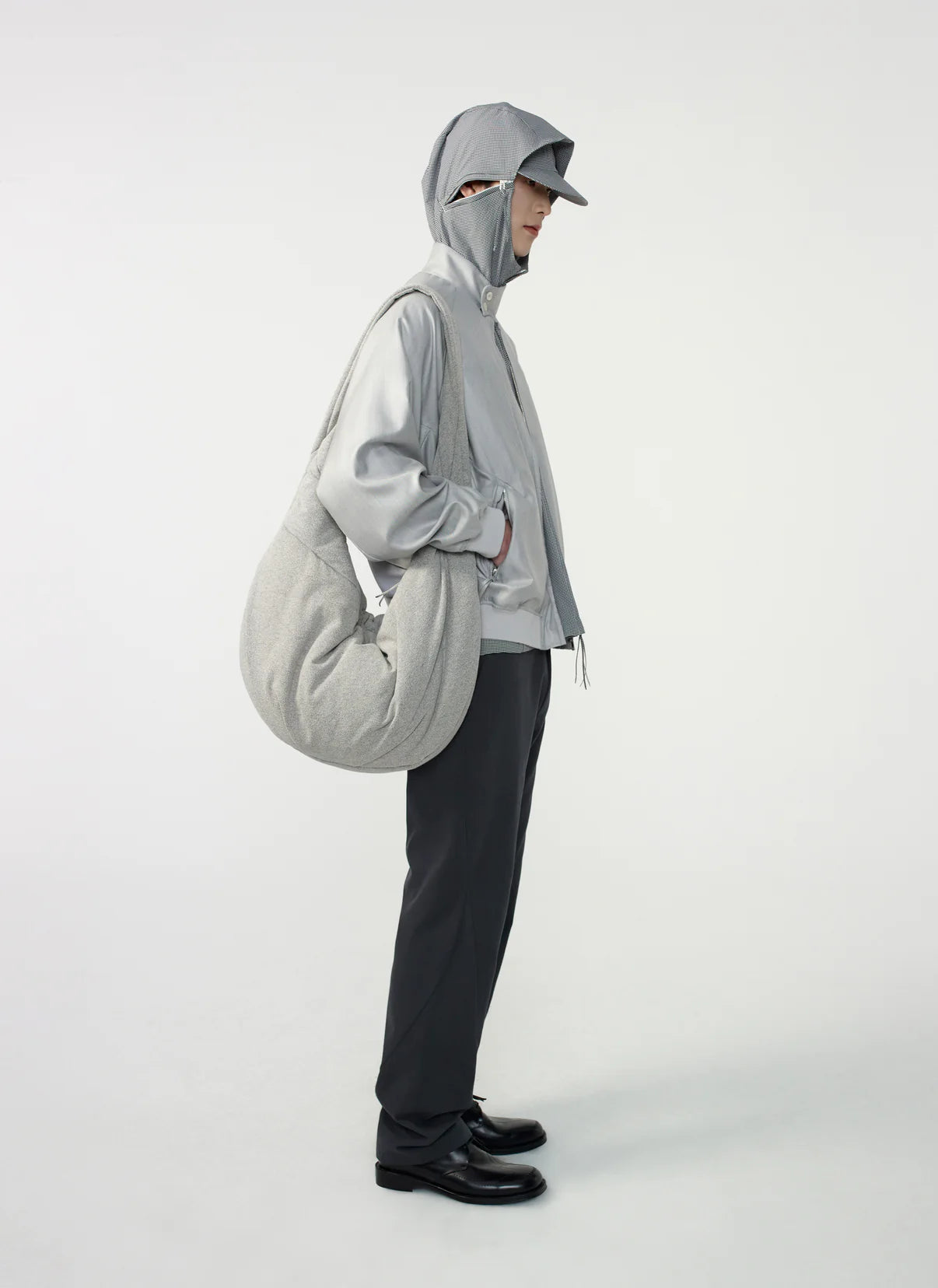 POST ARCHIVE FACTION 26SS Incheon Bag / Grey