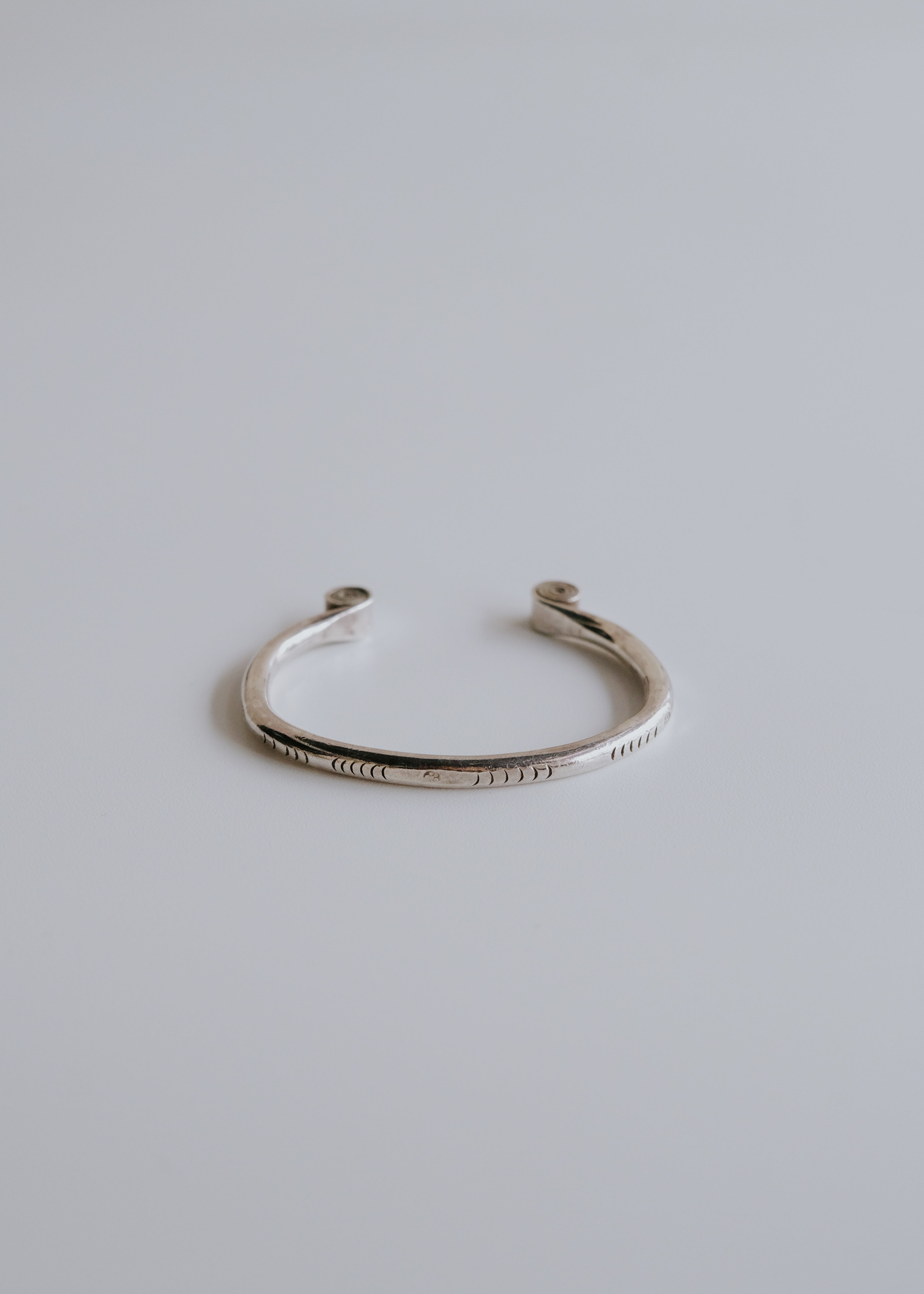 Karen silver engraved pattern spiral ends bangle