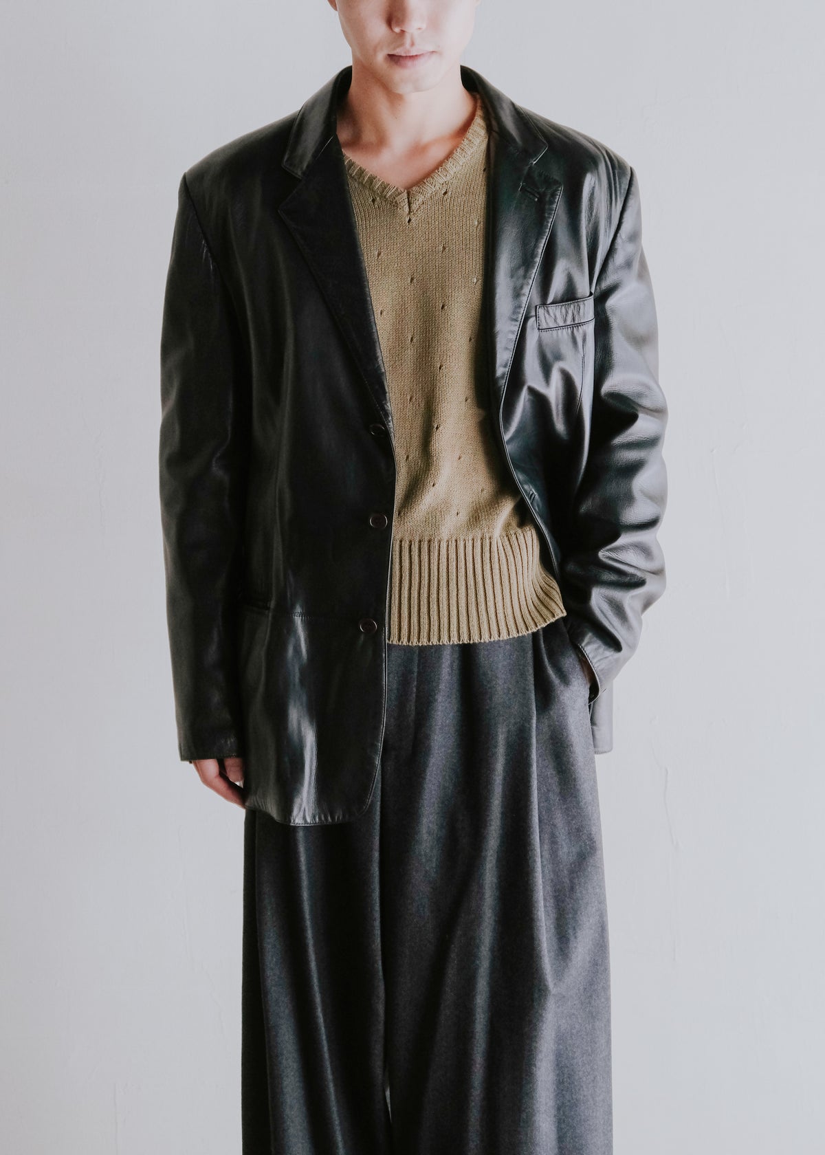 90-00's KRIZIAUOMO cut-out details v-neck knit