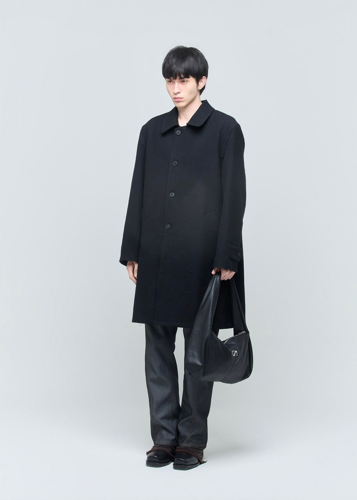 SHOOP 26AW METAL LOGO HOBO BAG / Black