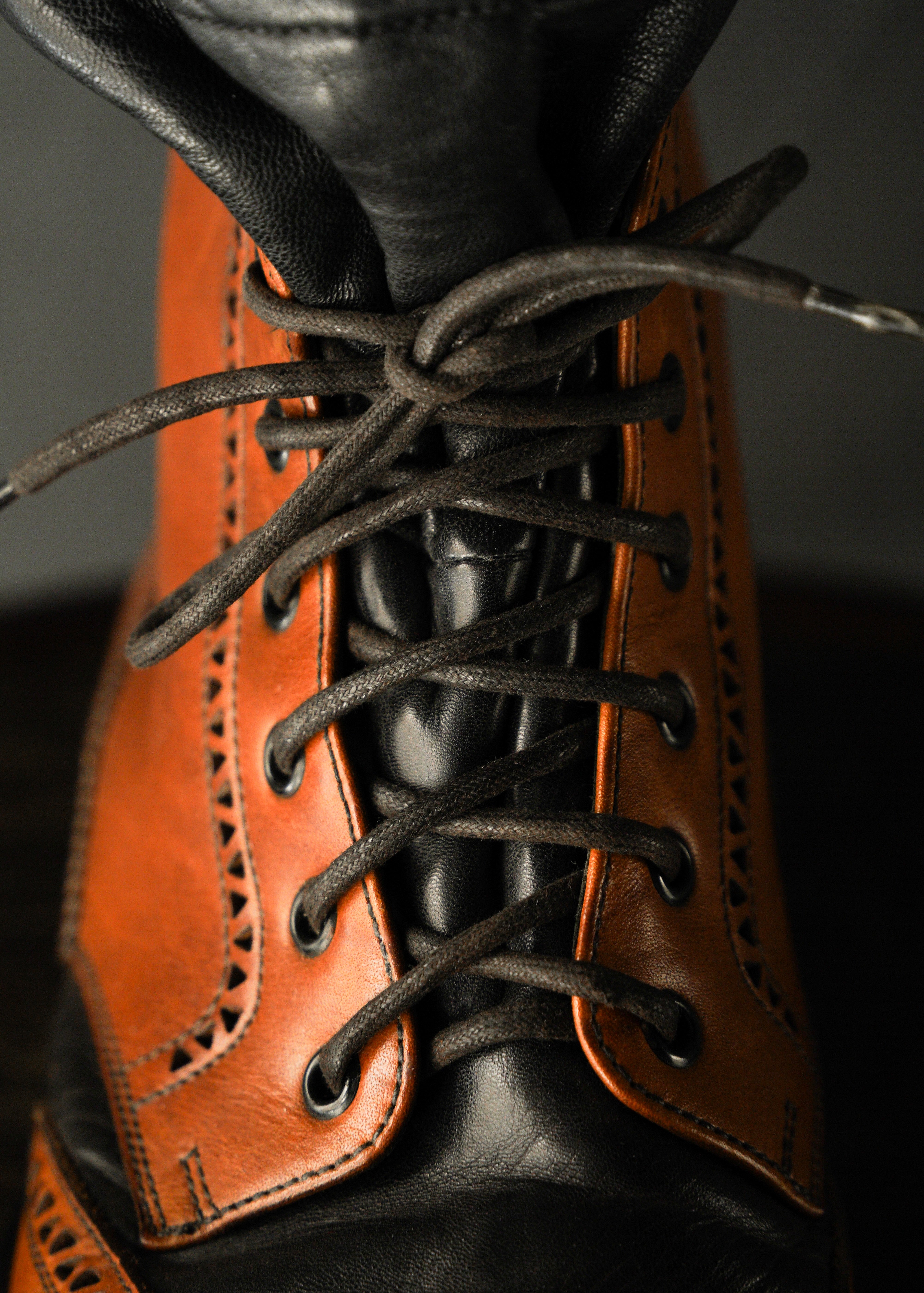 00’s PRADA wing tip leather docking boot