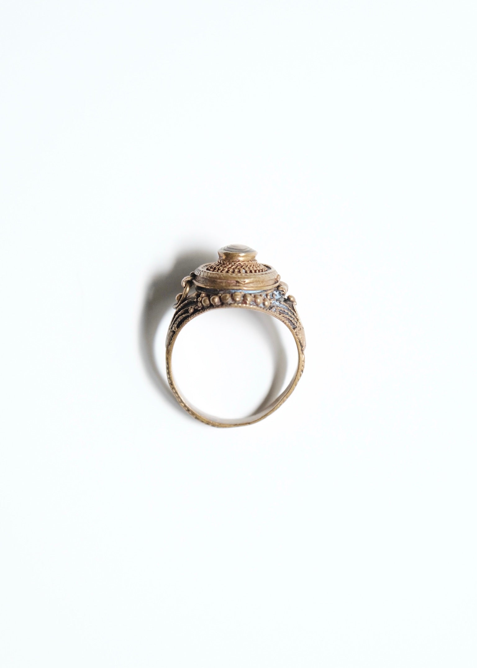 1900〜10's Antique poison ring
