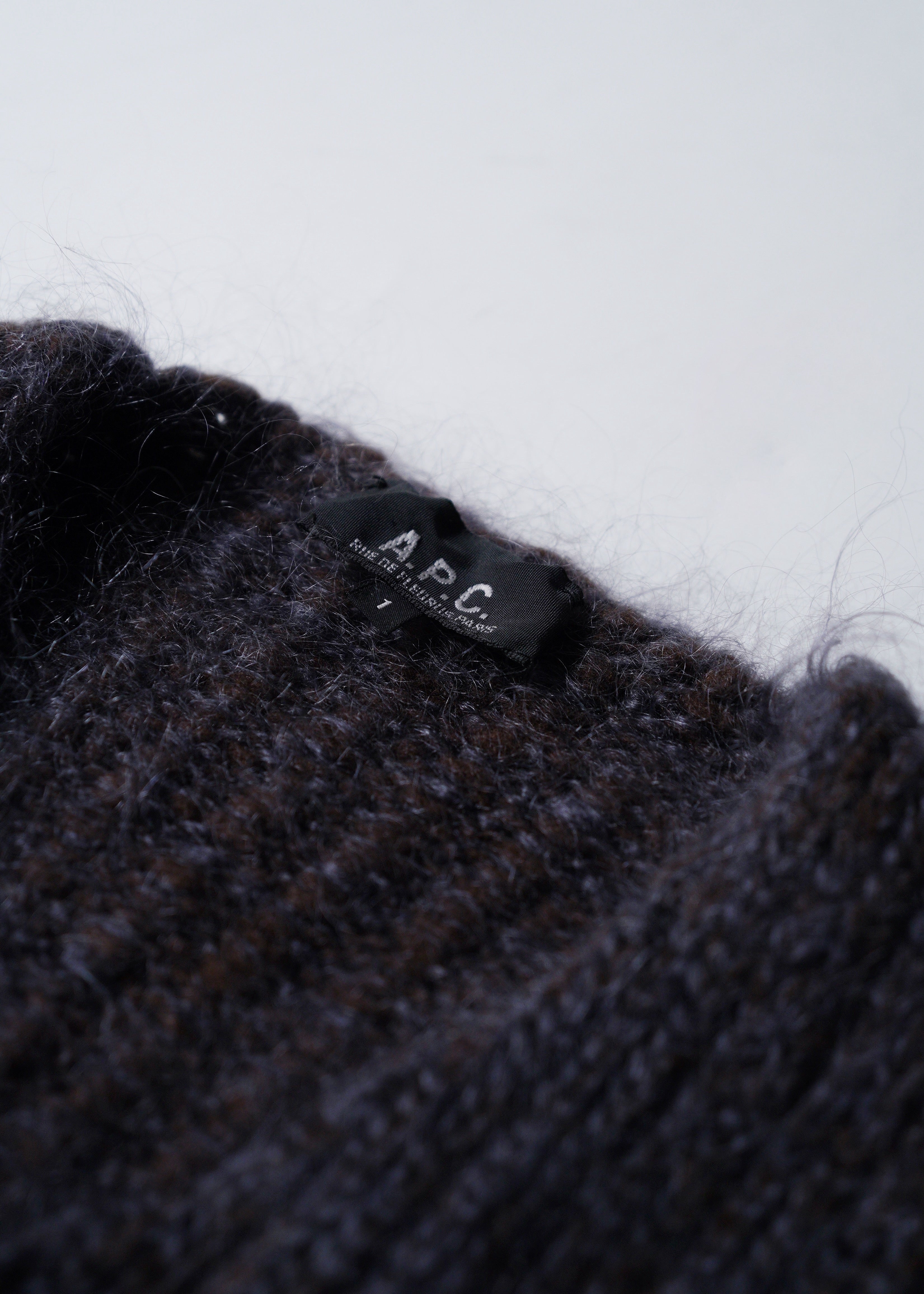 90's A.P.C. v neck low gage mohair knit