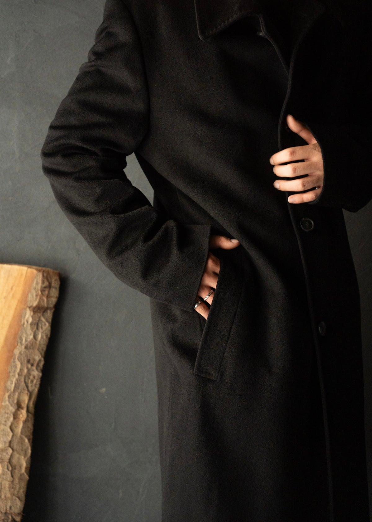 90-00’s HUGO BOSS cashmere balmacaan coat