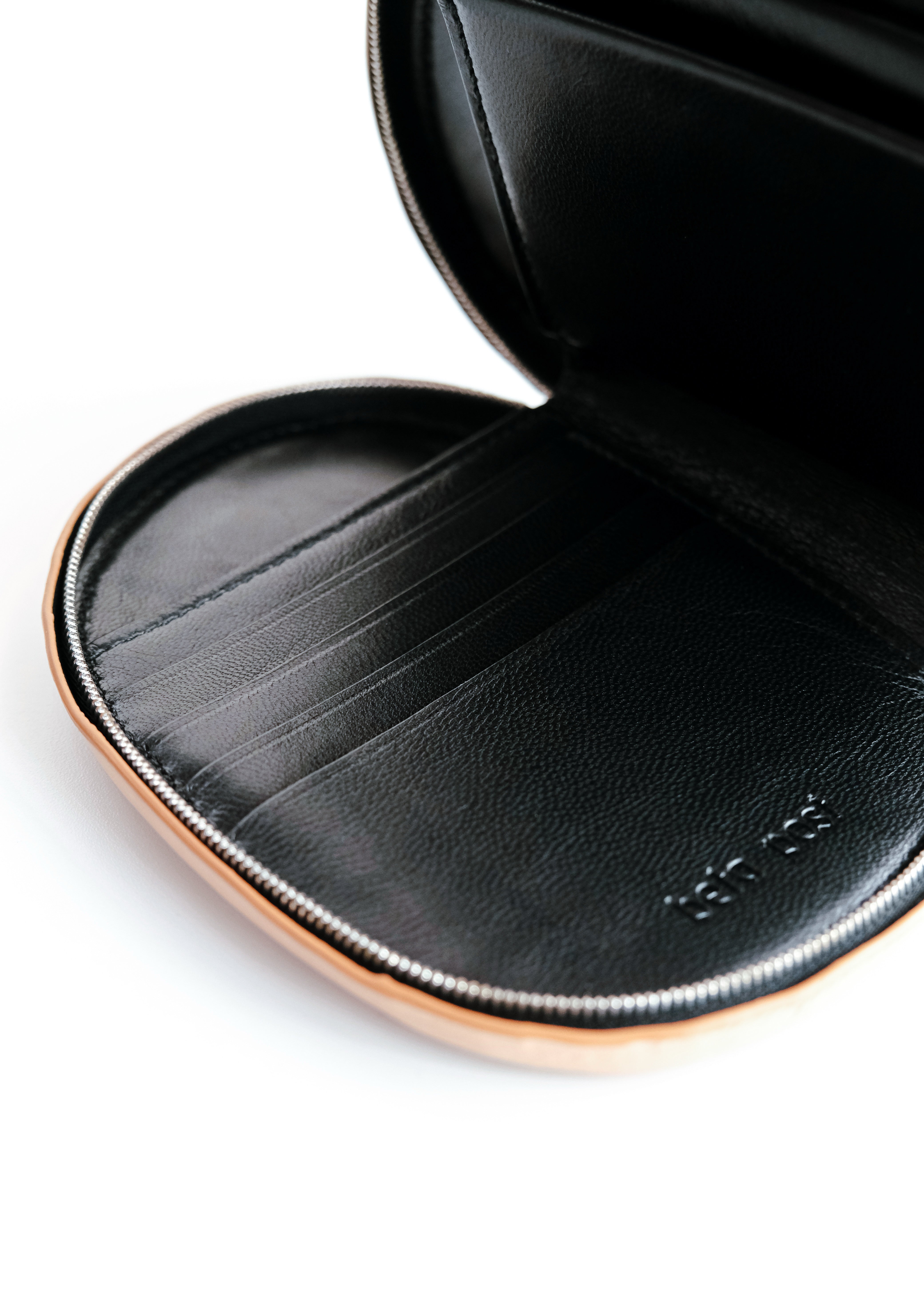 beta post molded harf wallet 310 Beige メンズ