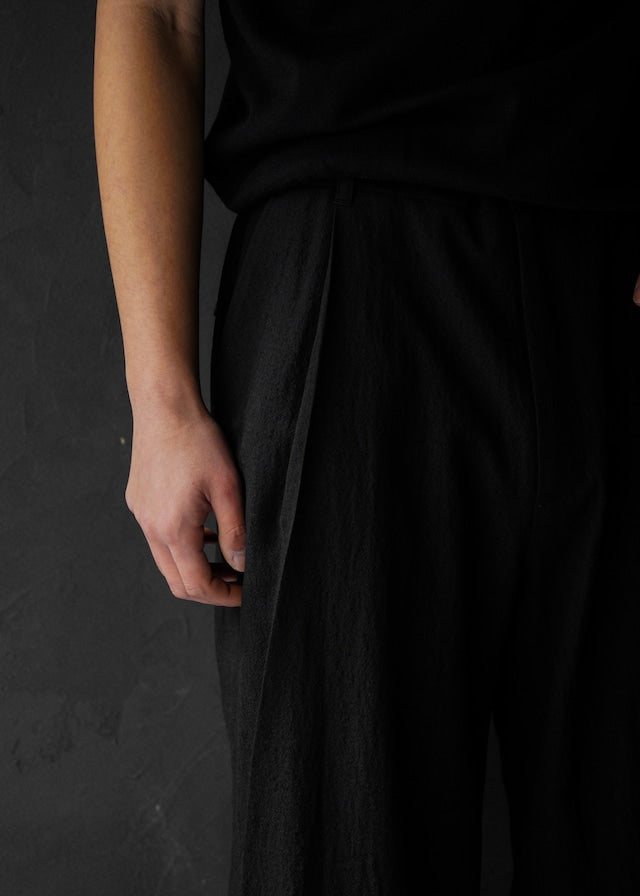 SHOOP 26SS big tuck trousers / Black