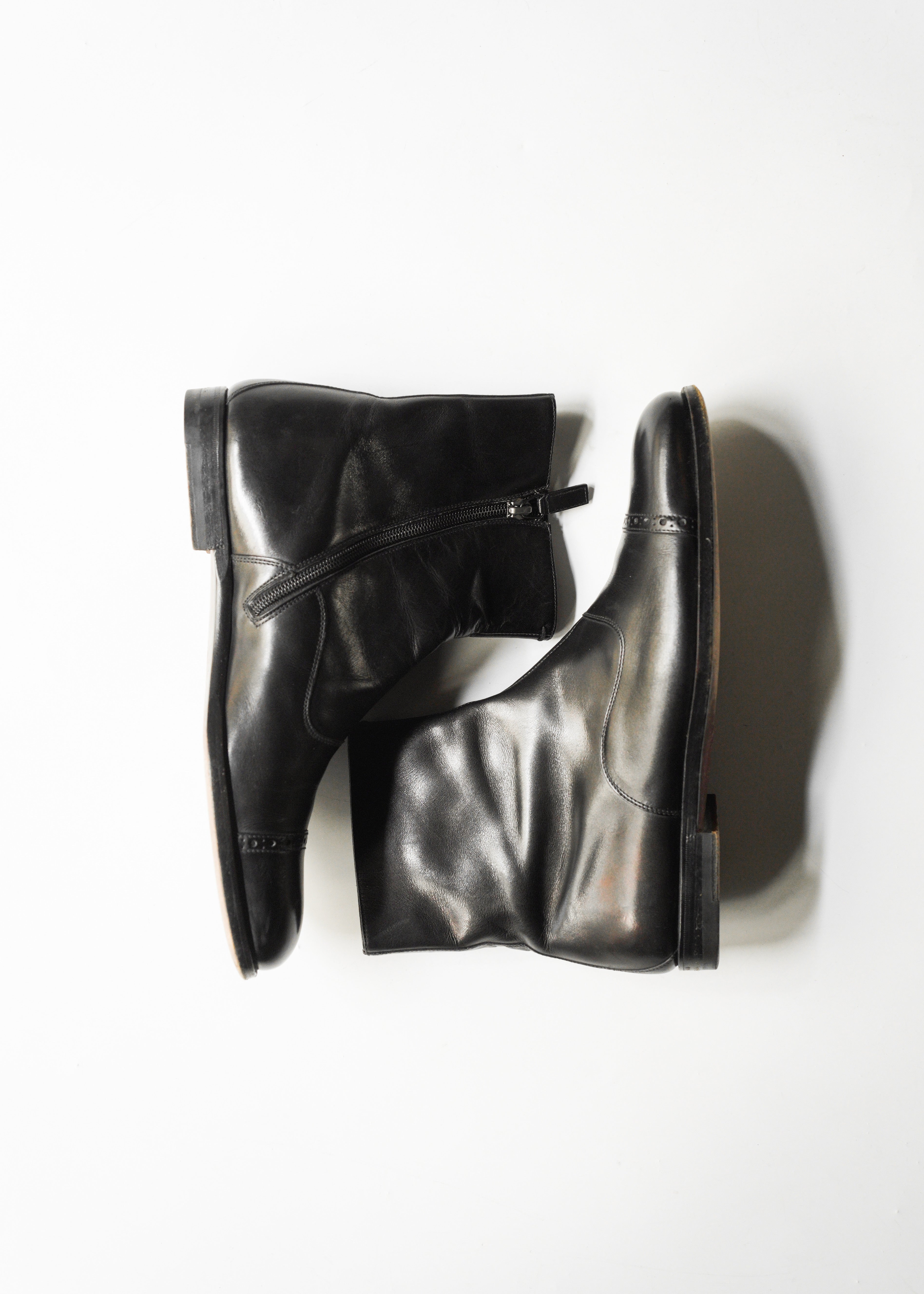 90-00's GUCCI  perforated cap-toe side zip boots