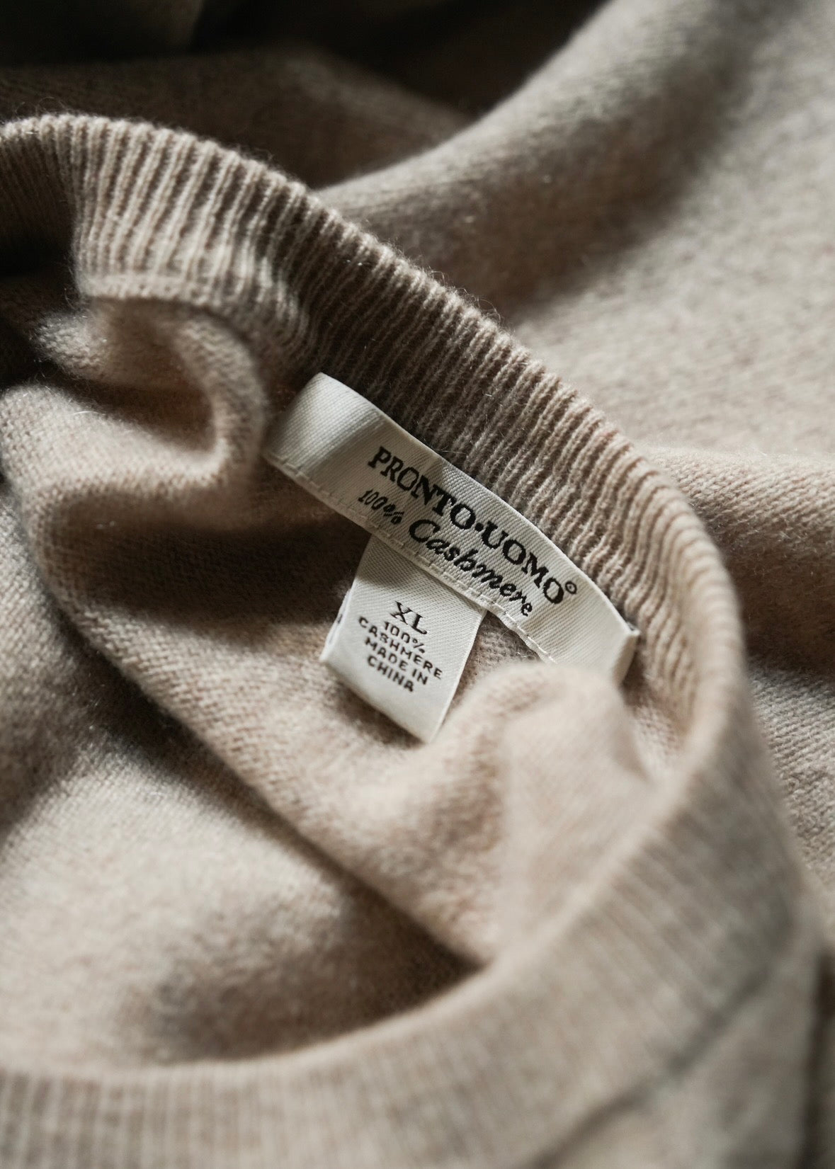 V neck cashmere knit