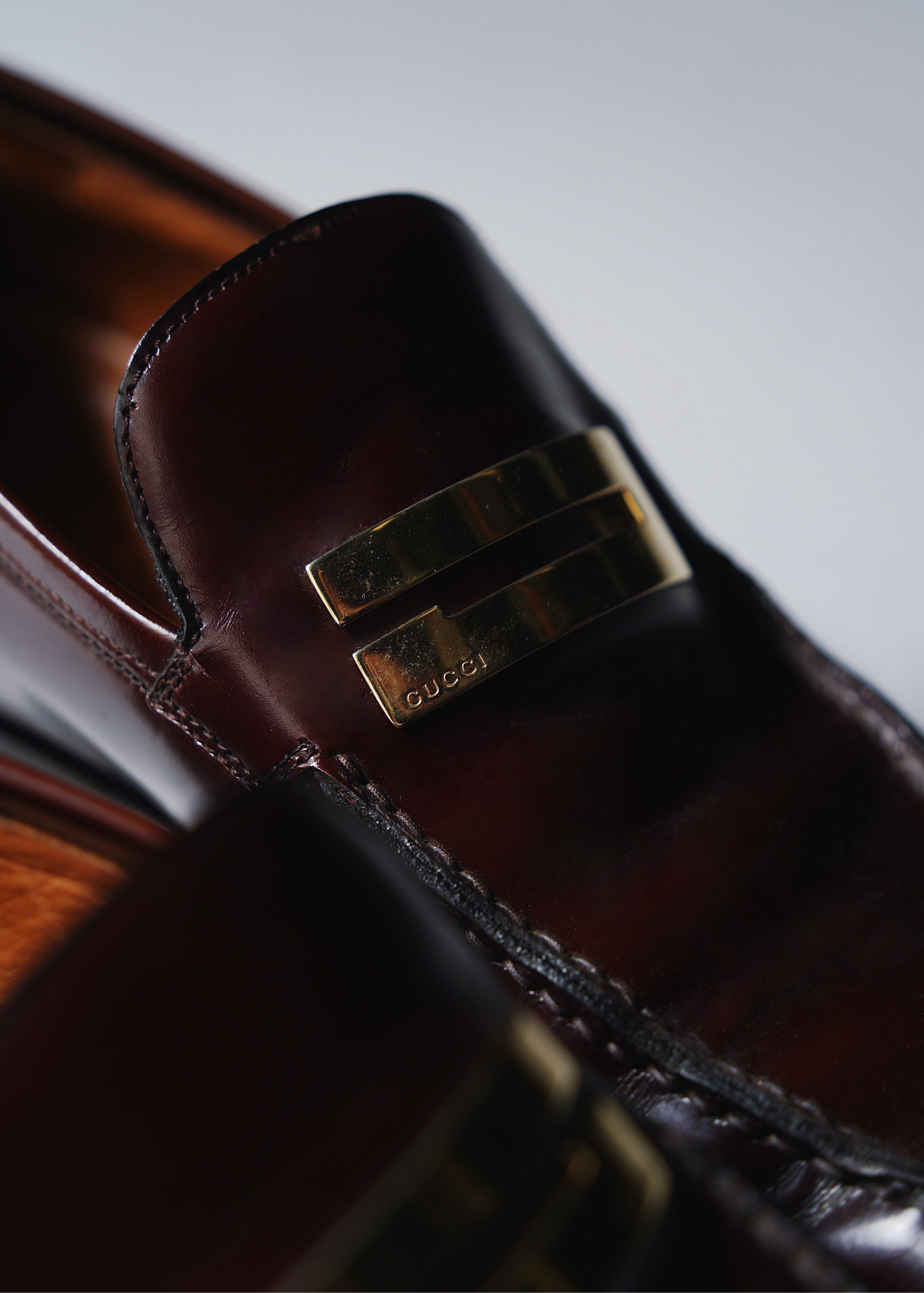 90's GUCCI by Tom Ford metal plate square toe loafer