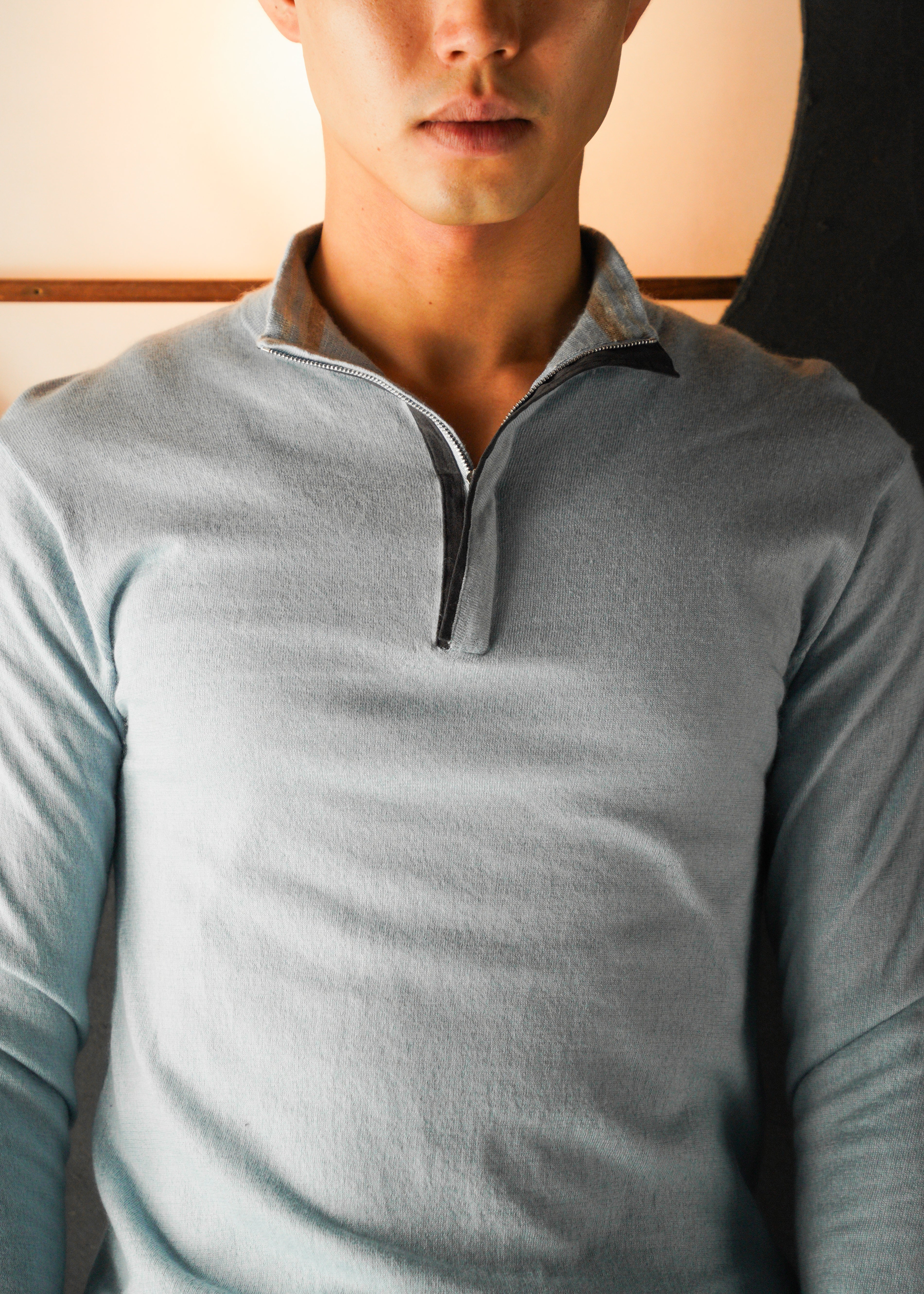 Cashmere blend half zip silk knit