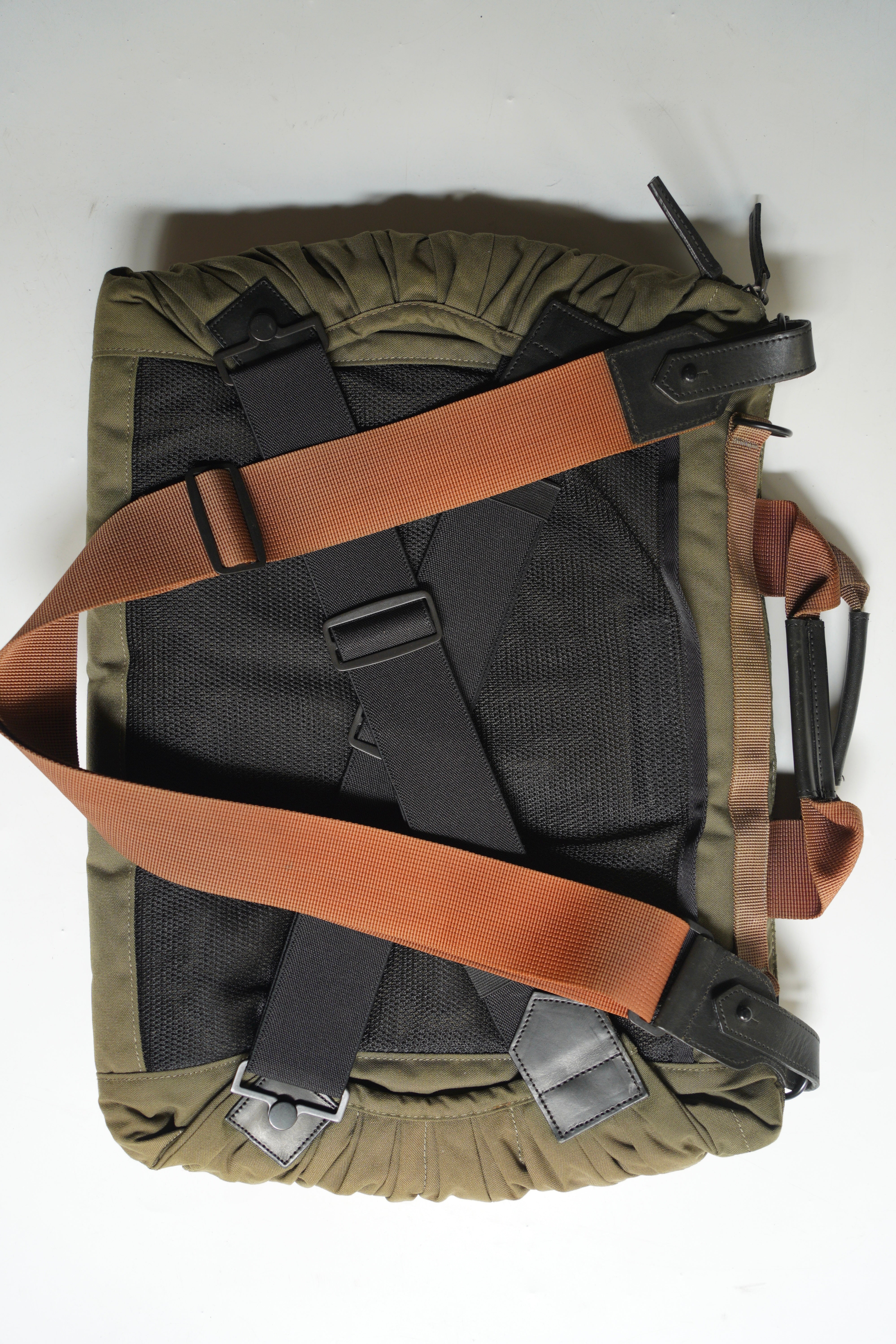 ISSEY MIYAKE 2way shoulder bag