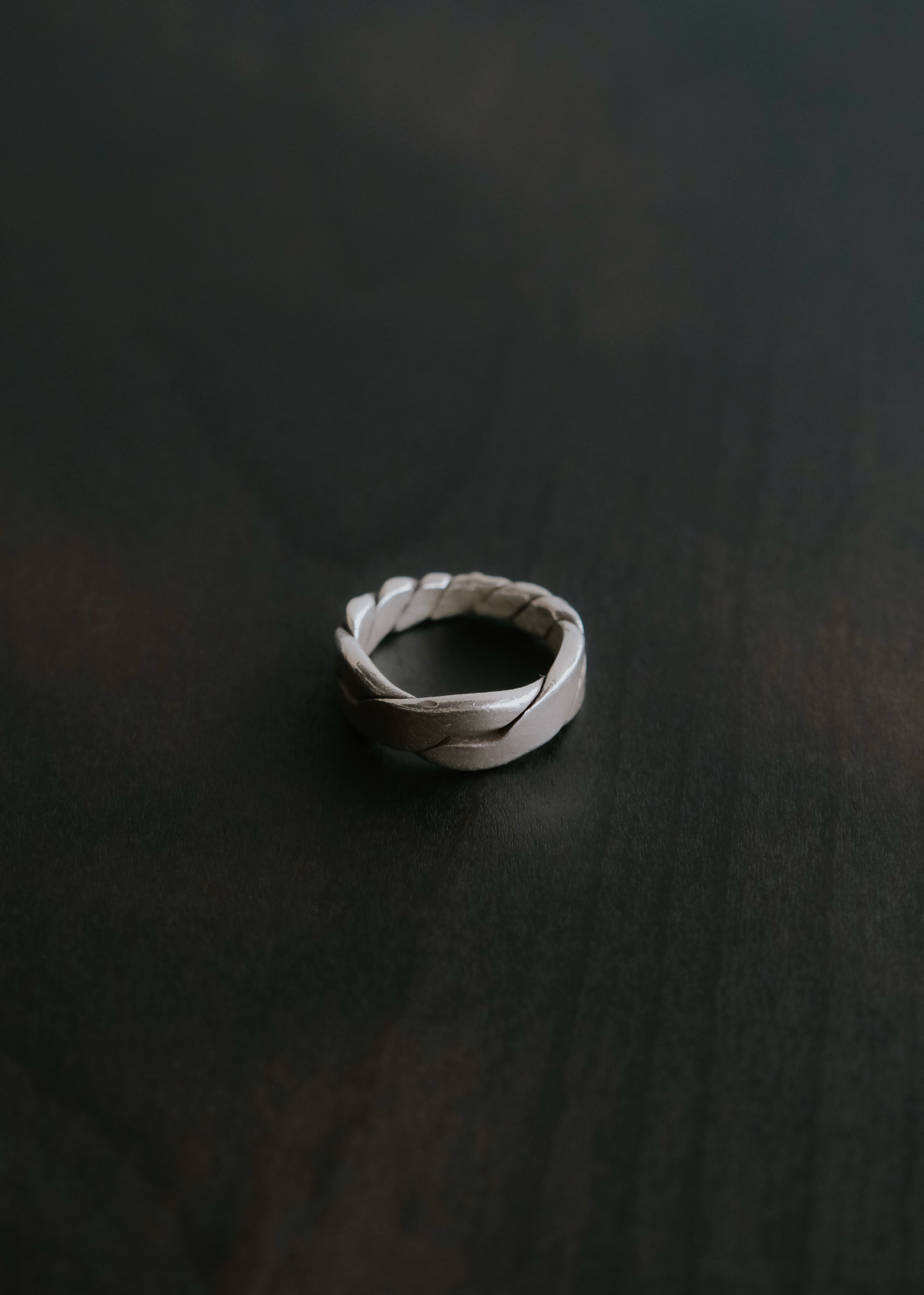 Karen silver interwoven ring