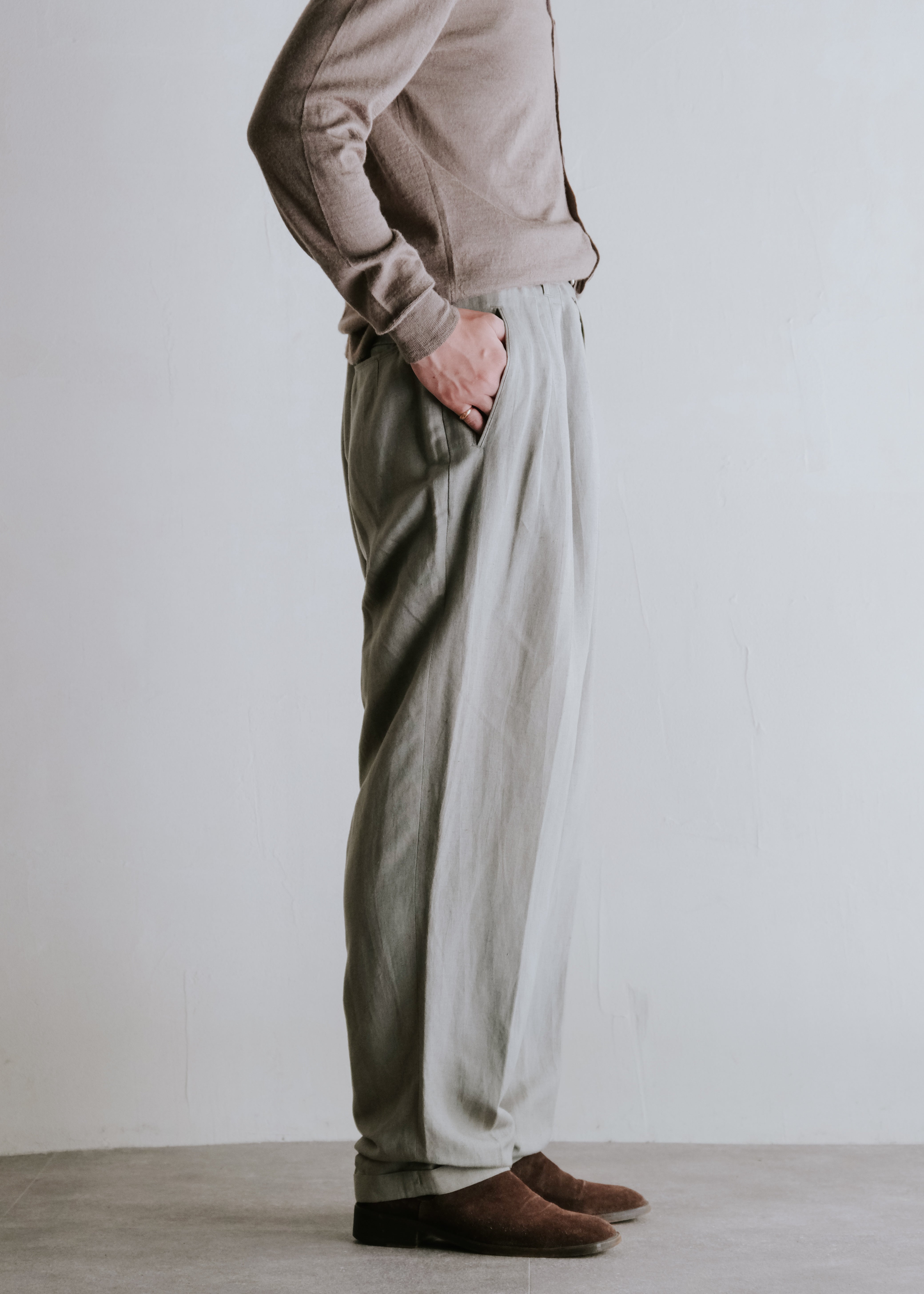 Double tucked linen rayon wide tapered slacks