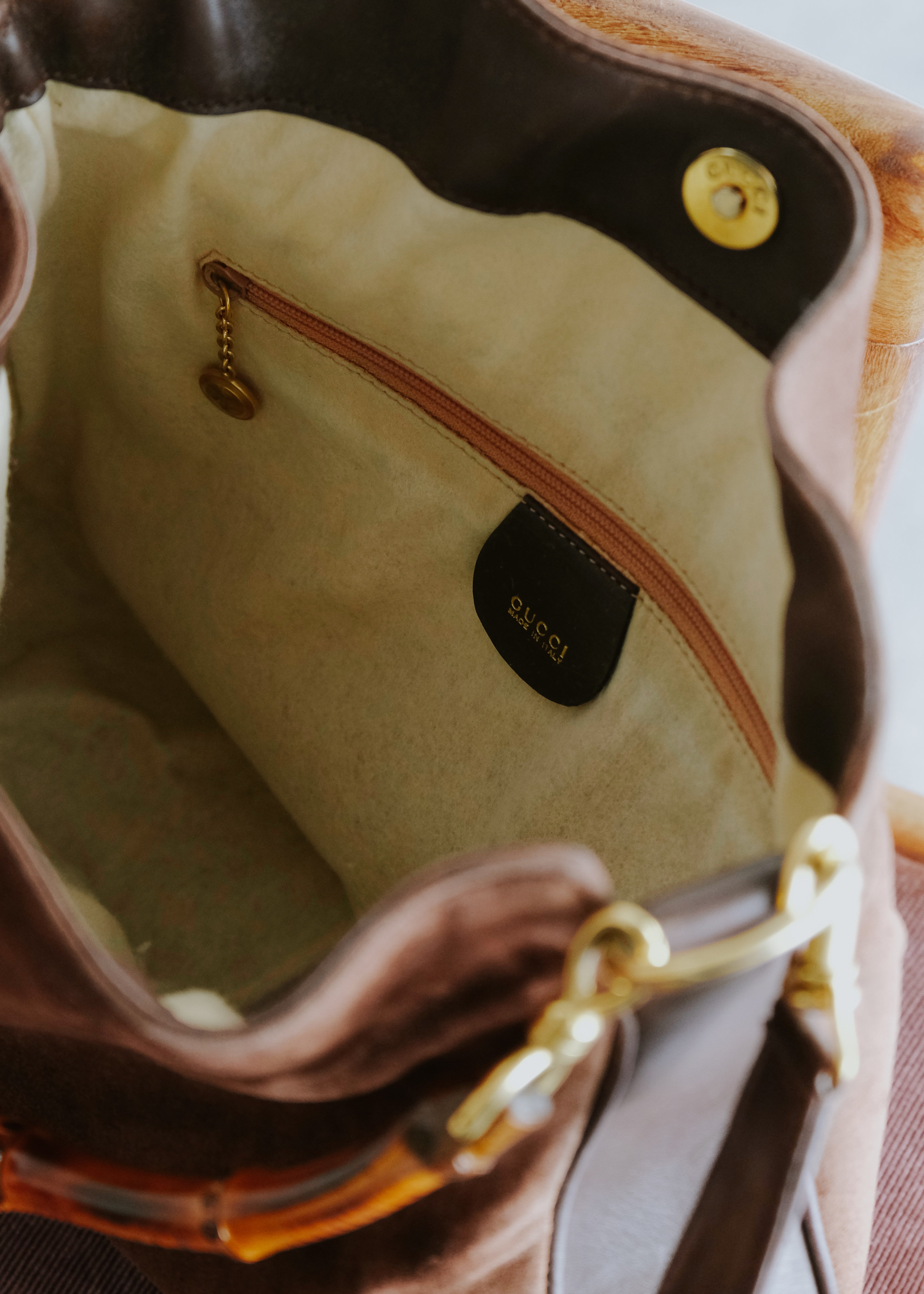 GUCCI グッチ 90-00年代 2way スウェードレザー ショルダーバッグ with バンブー handle メンズ