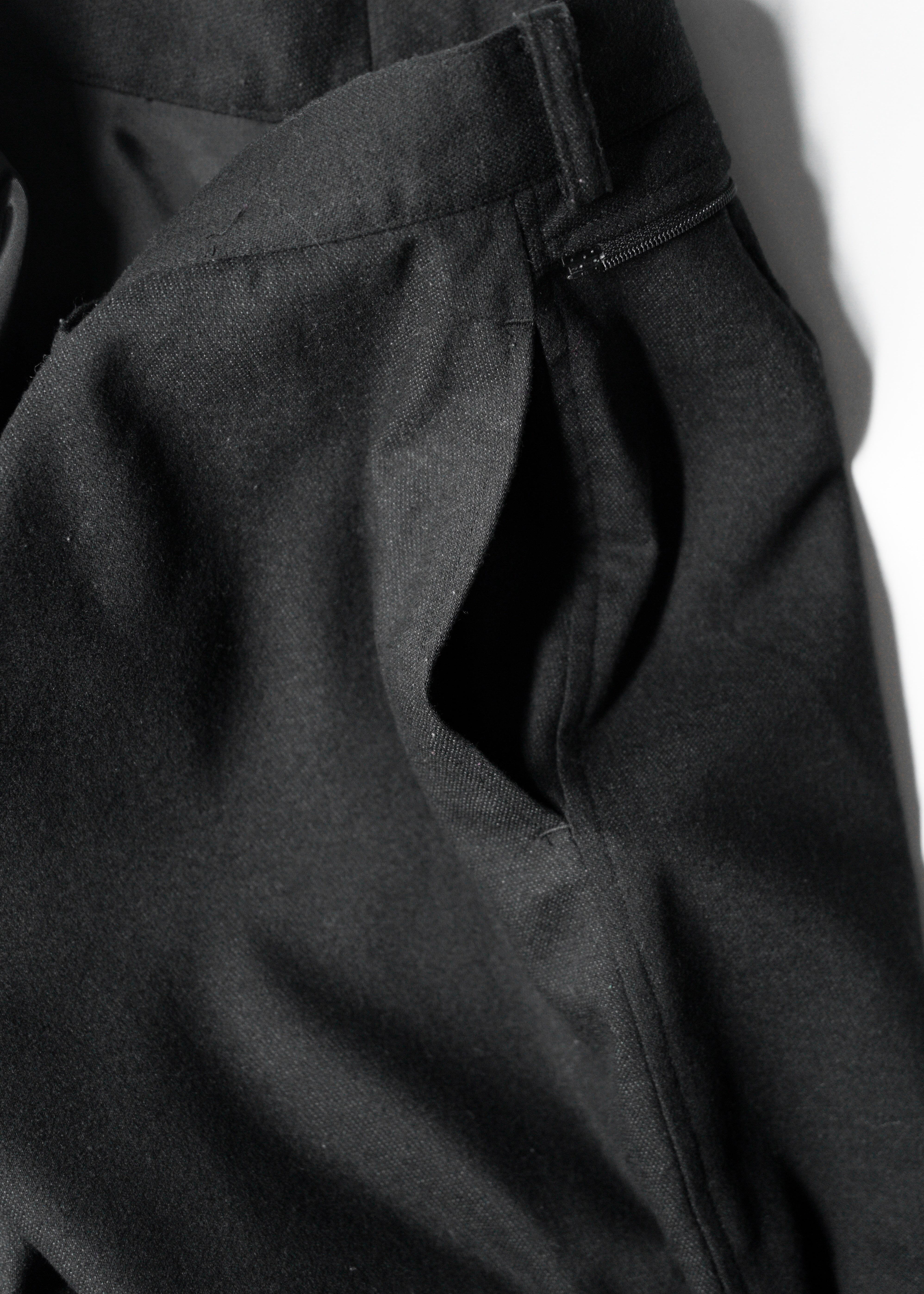 GIANFRANCO FERRE detachable pocket straight slacks