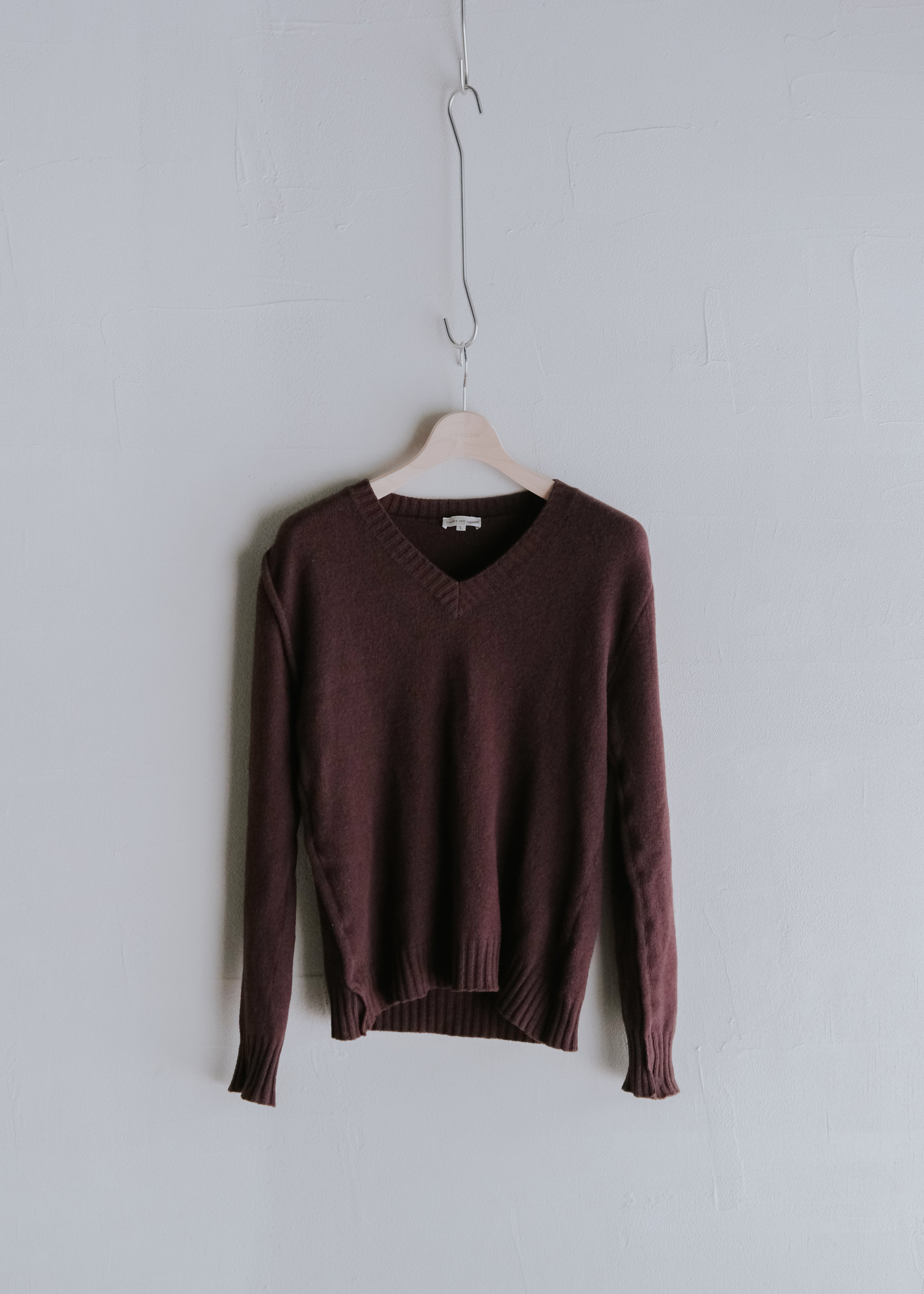 90-00's DRIES VAN NOTEN cropped v neck wool knit
