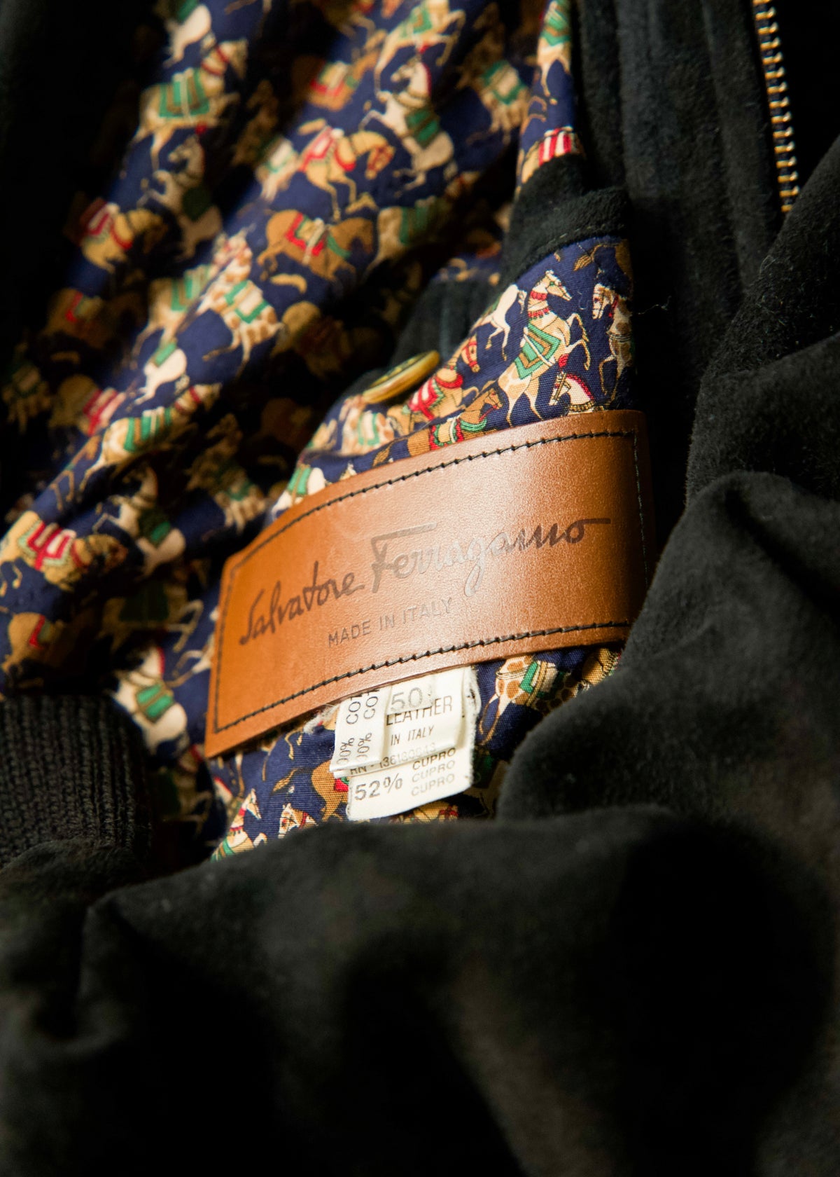 90-00’s Salvatore Ferragamo suede leather valstar jacket