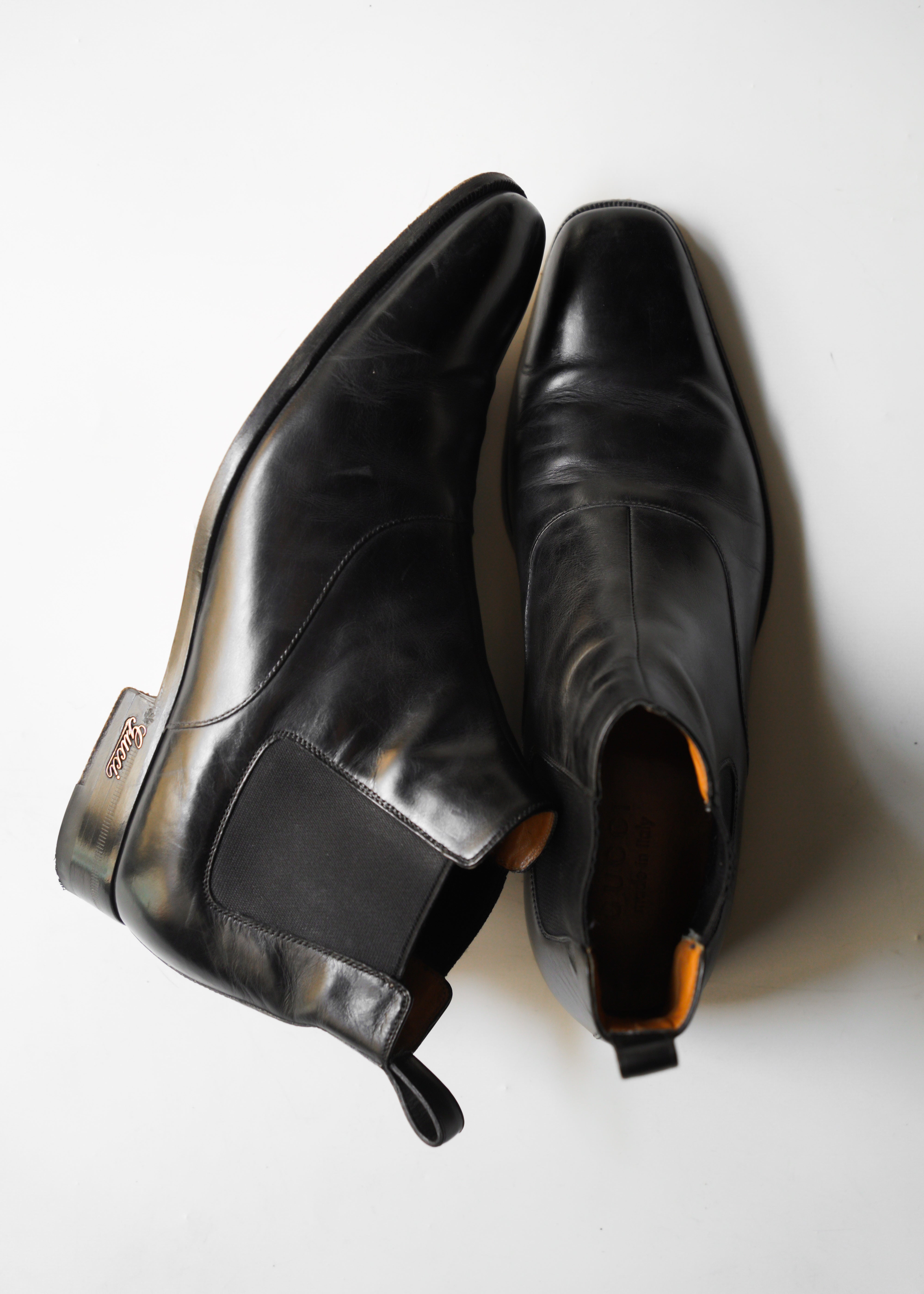 90-00’s GUCCI side gore short cut leather boots