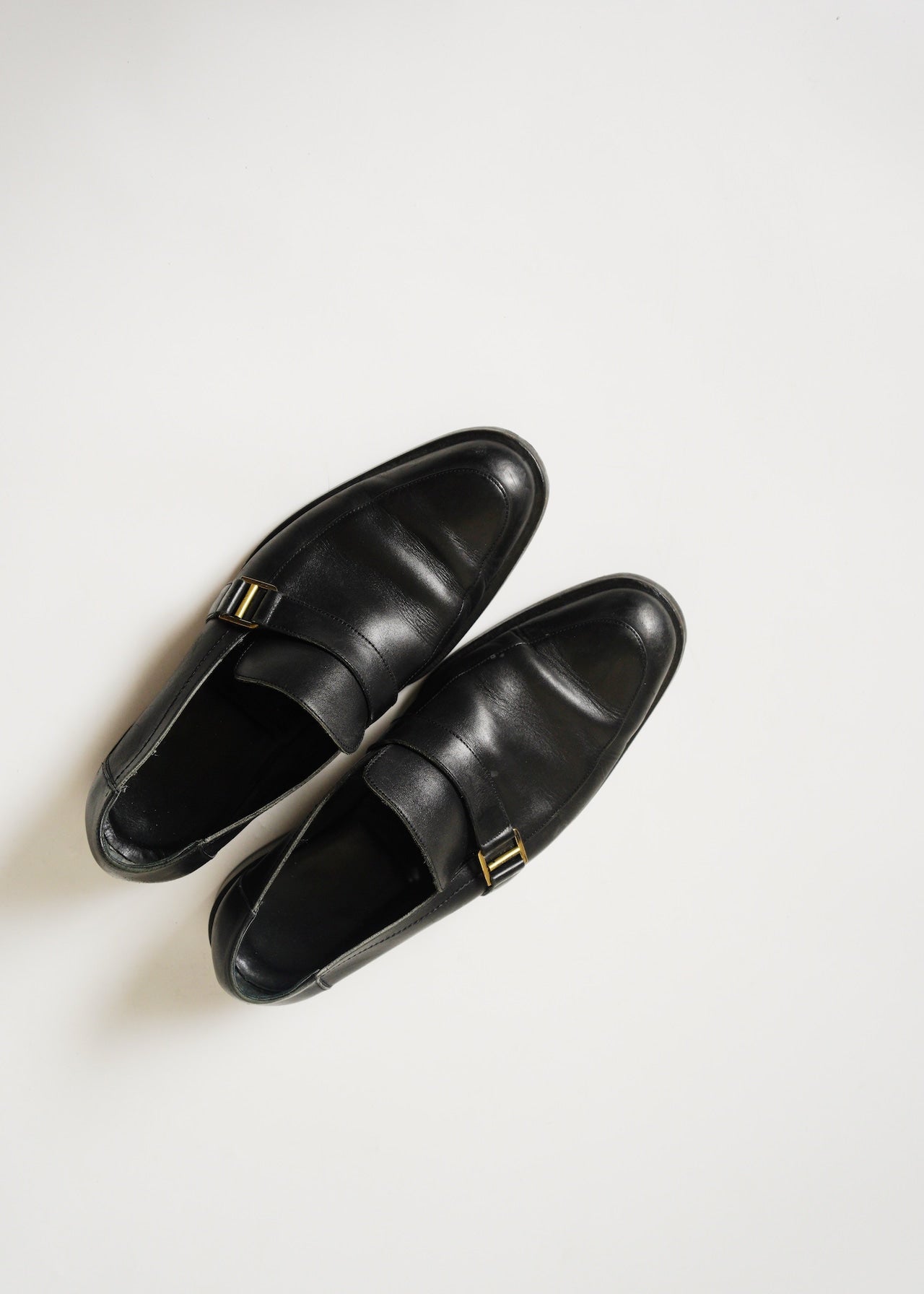00's - GUCCI leather strapped loafer