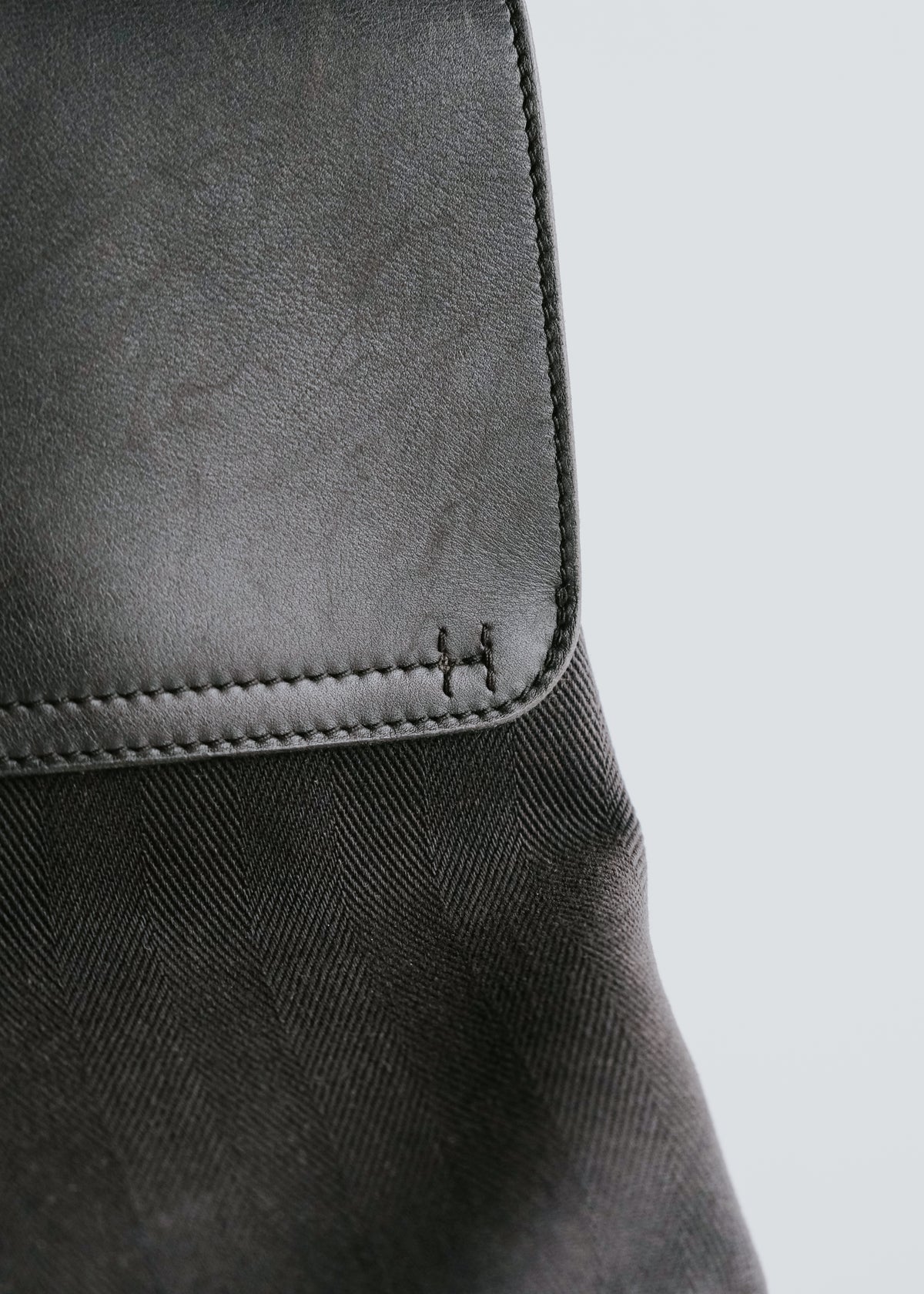 HERMÈS valparaiso MM leather flap canvas hand bag