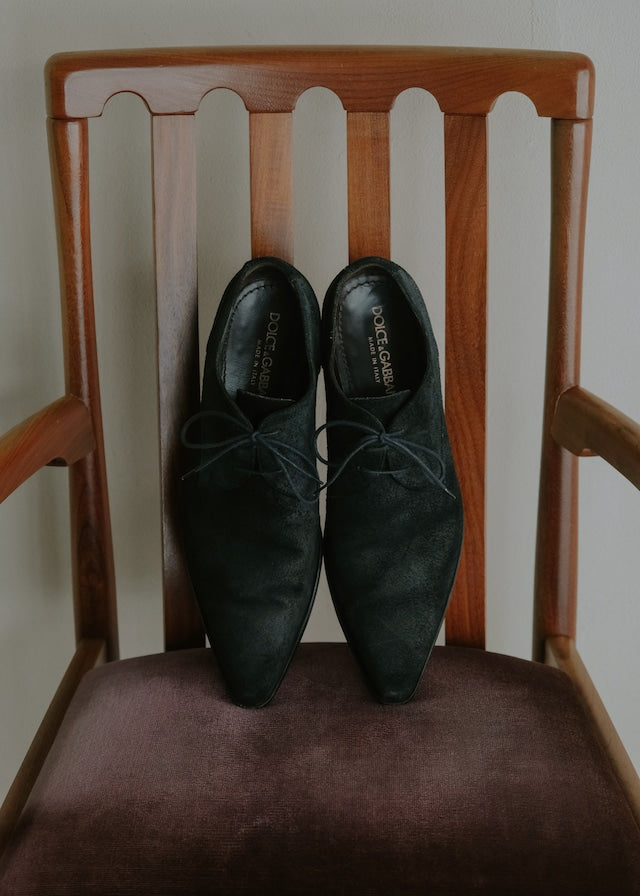 00's DOLCE & GABBANA pointed toe suede leather shoes