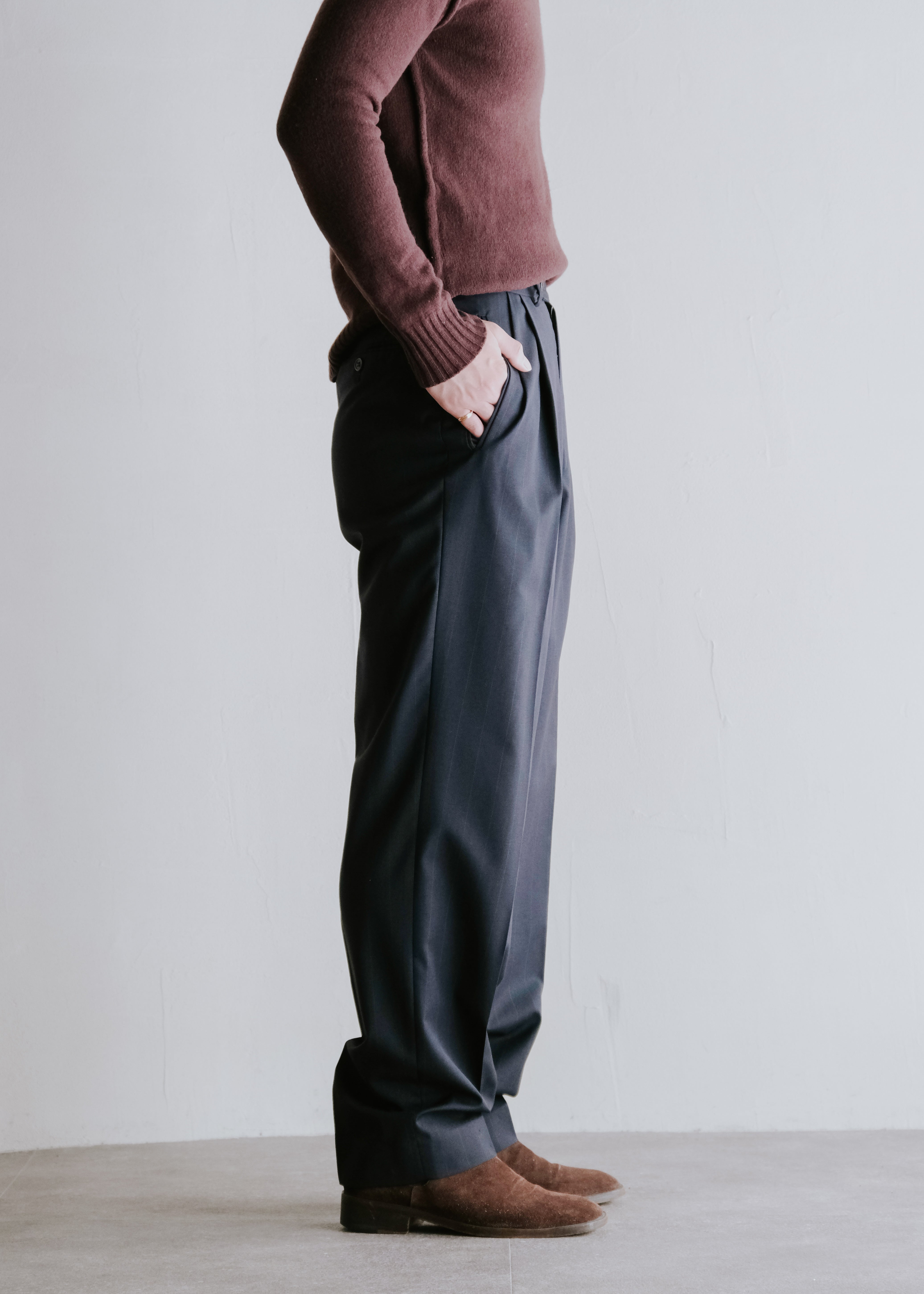 80-90's shadow stripe relaxing tapered slacks