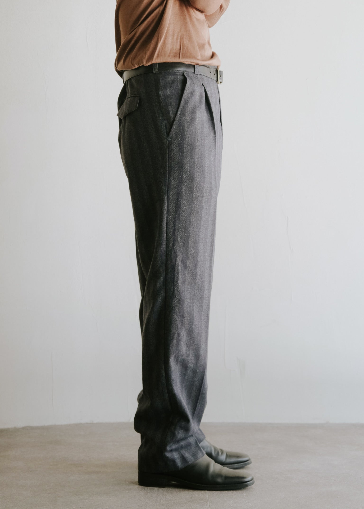 70-80's euro vintage two tucked stripes trousers