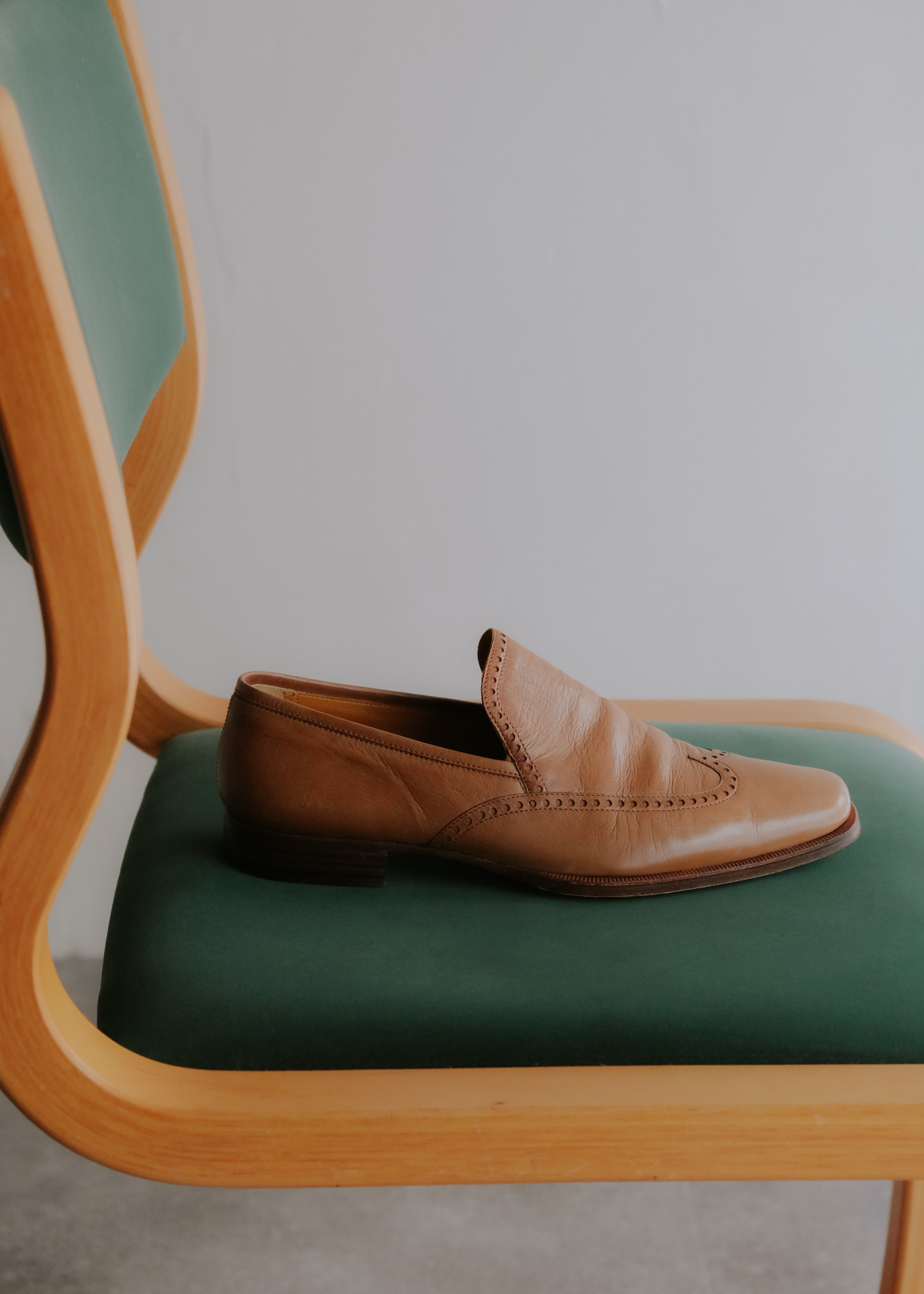 00's- HERMÈS wing tip square toe leather slip-on shoes