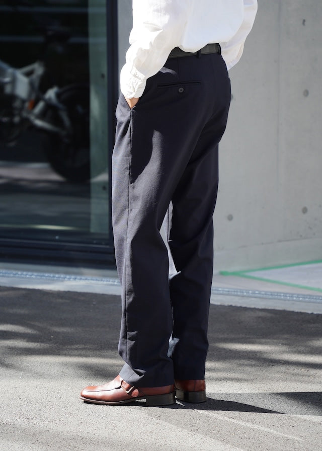 2 tuck tapered wool slacks