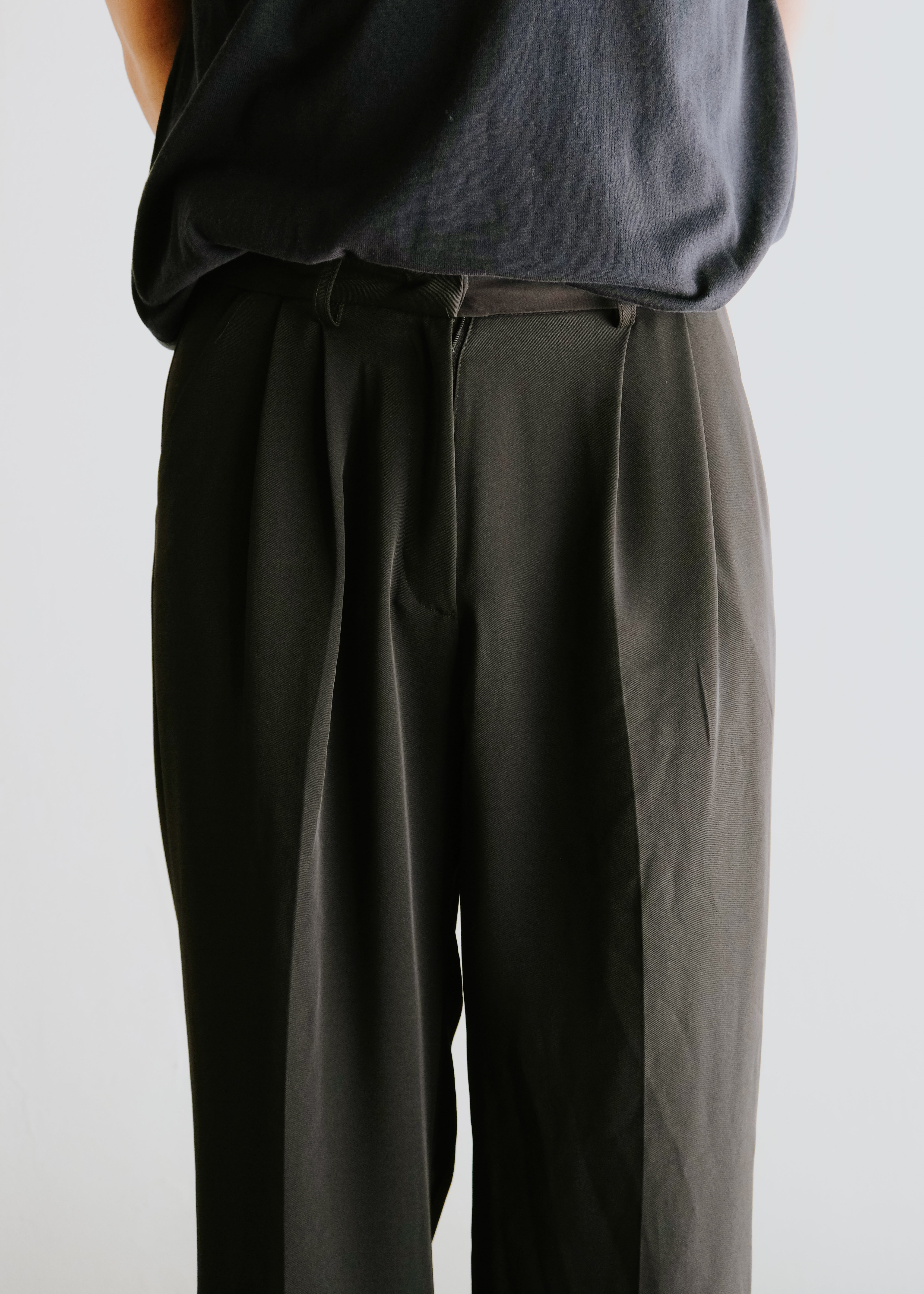 two tucked center crease wide straight slacks